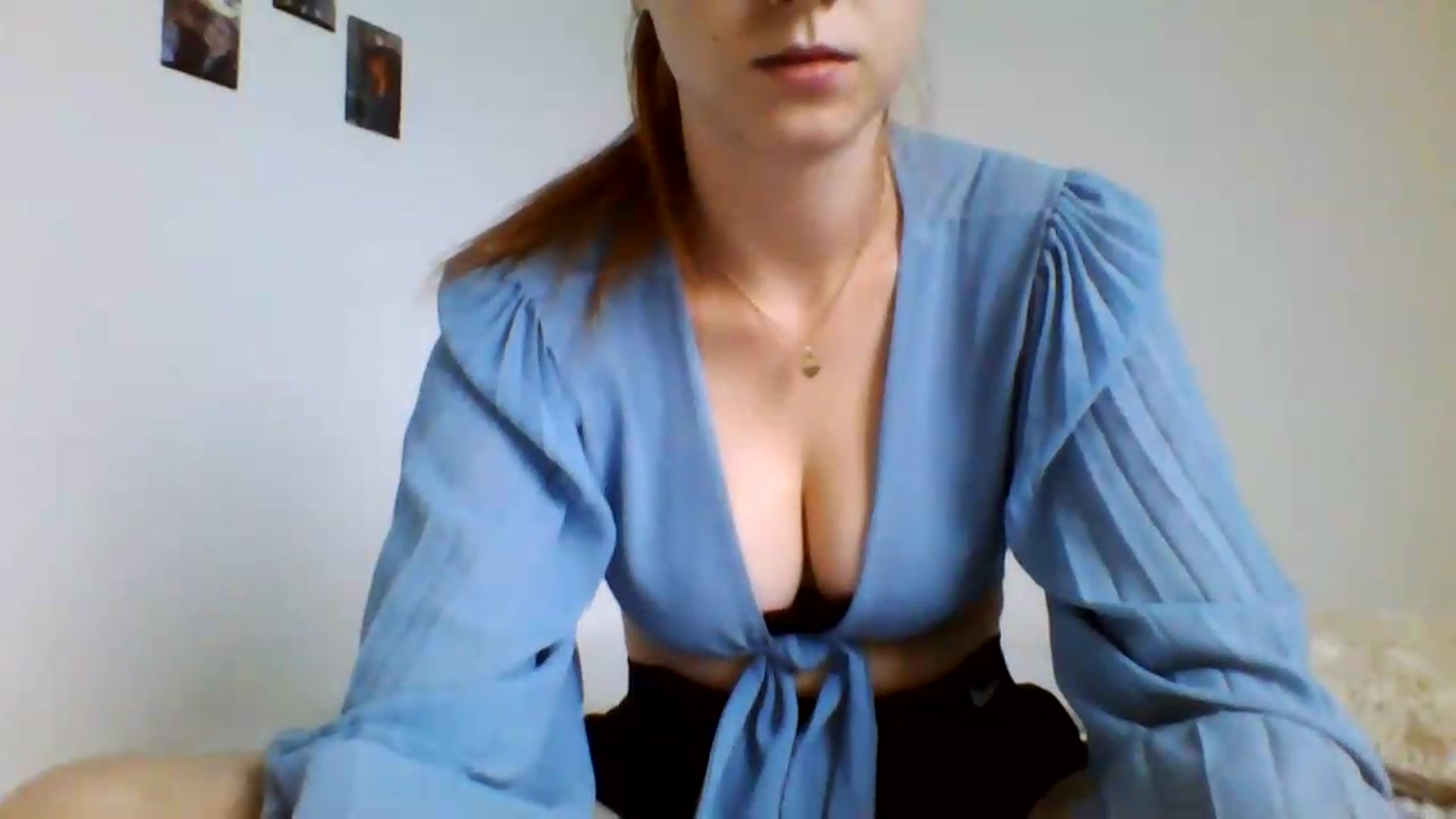 Gallery image thumbnail from RosalieNoir's myfreecams stream on, 07/18/2026, 18:08 image 15 of 20
