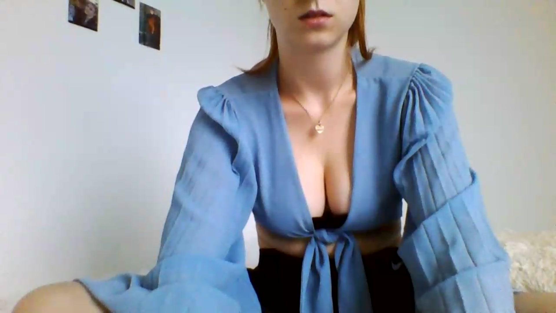 Gallery image thumbnail from RosalieNoir's myfreecams stream on, 07/18/2026, 18:08 image 9 of 20