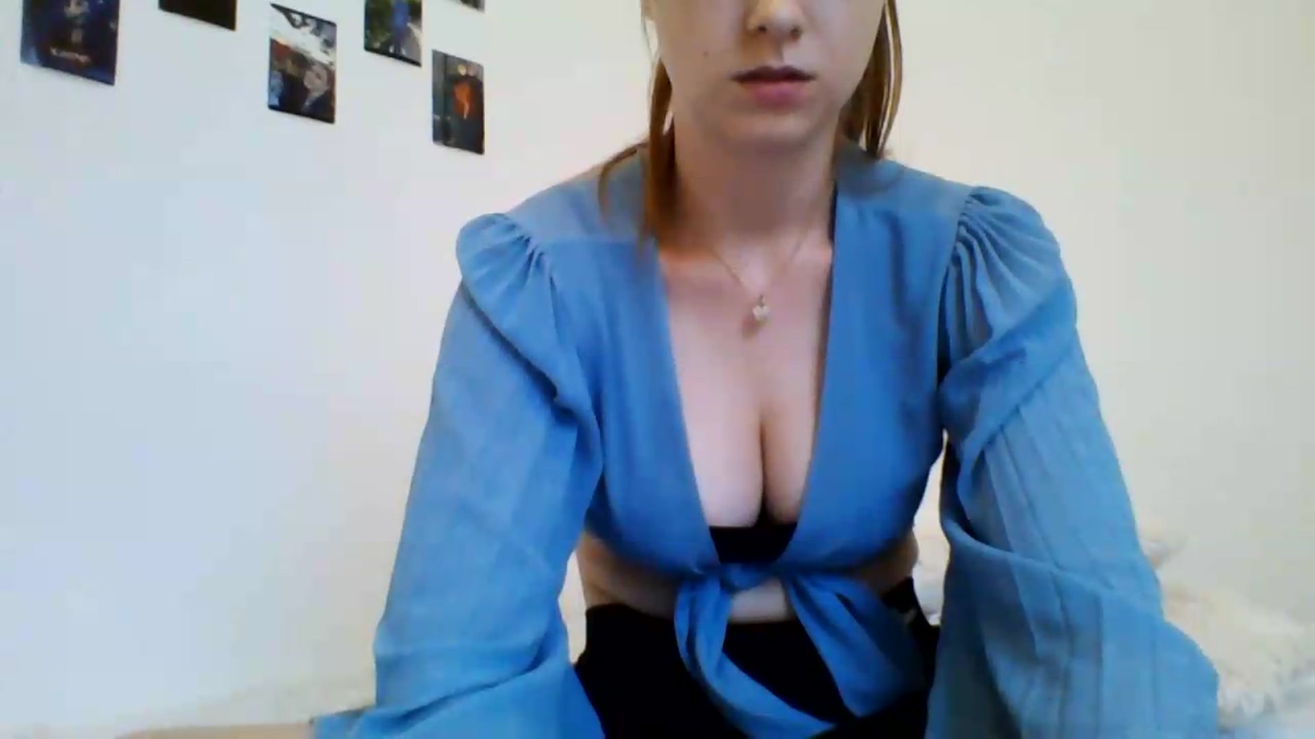 Gallery image thumbnail from RosalieNoir's myfreecams stream on, 07/18/2026, 19:01 image 9 of 20