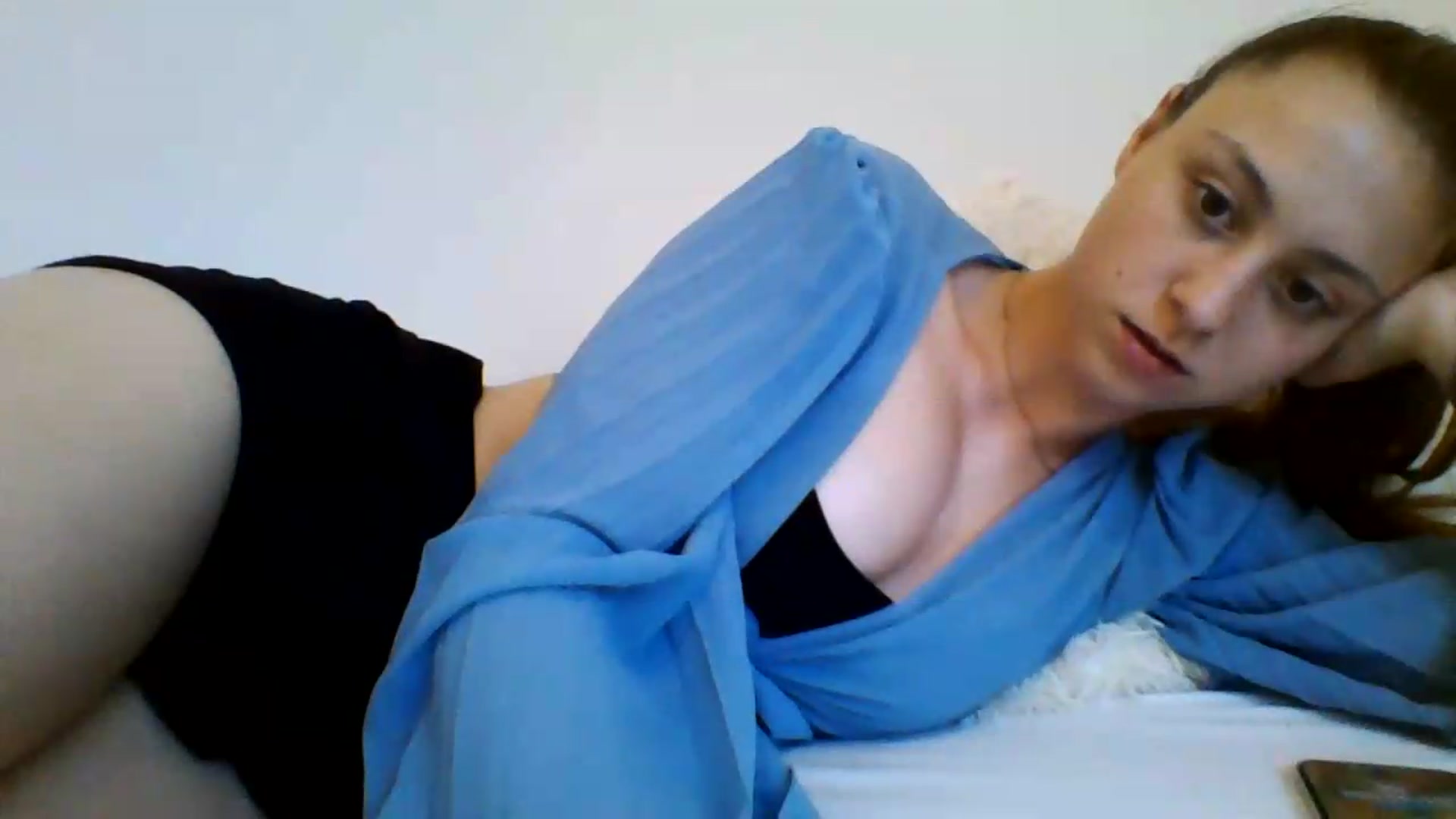 Gallery image thumbnail from RosalieNoir's myfreecams stream on, 07/18/2026, 19:01 image 19 of 20