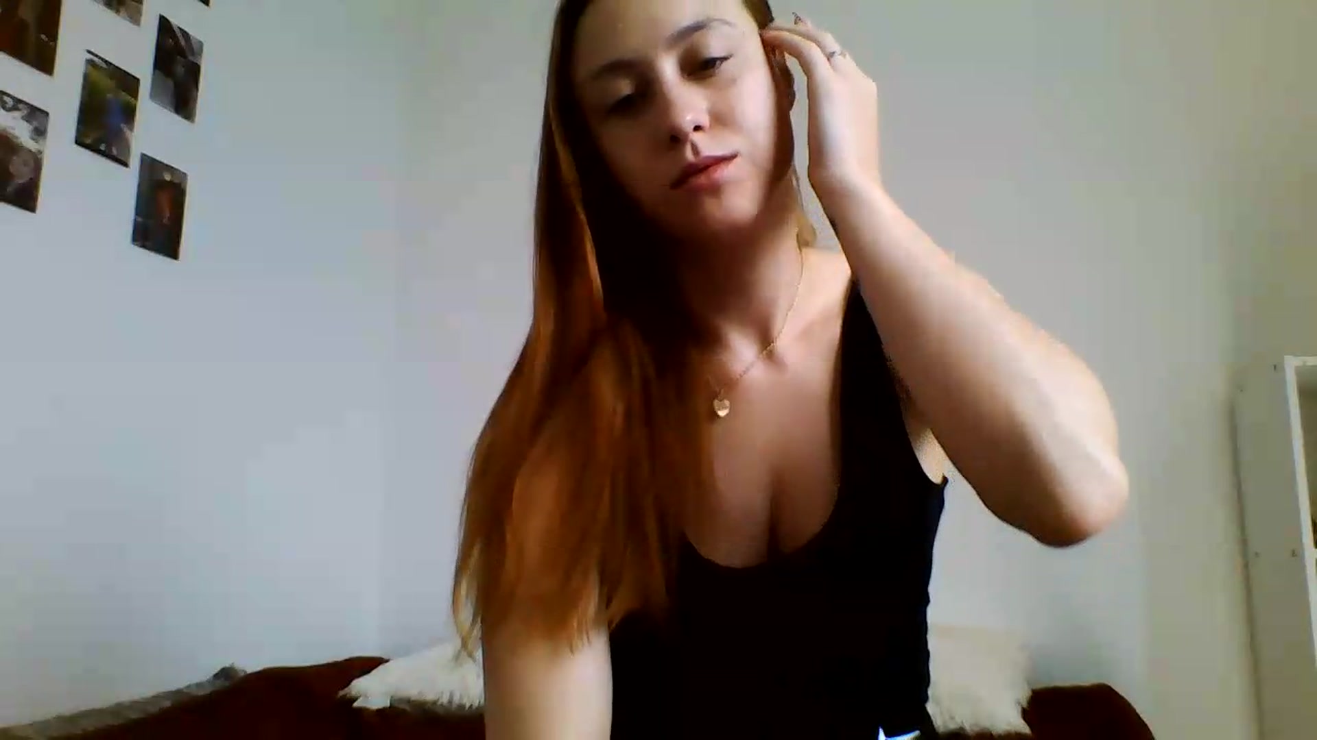 Gallery image thumbnail from RosalieNoir's myfreecams stream on, 07/19/2026, 12:22 image 16 of 20