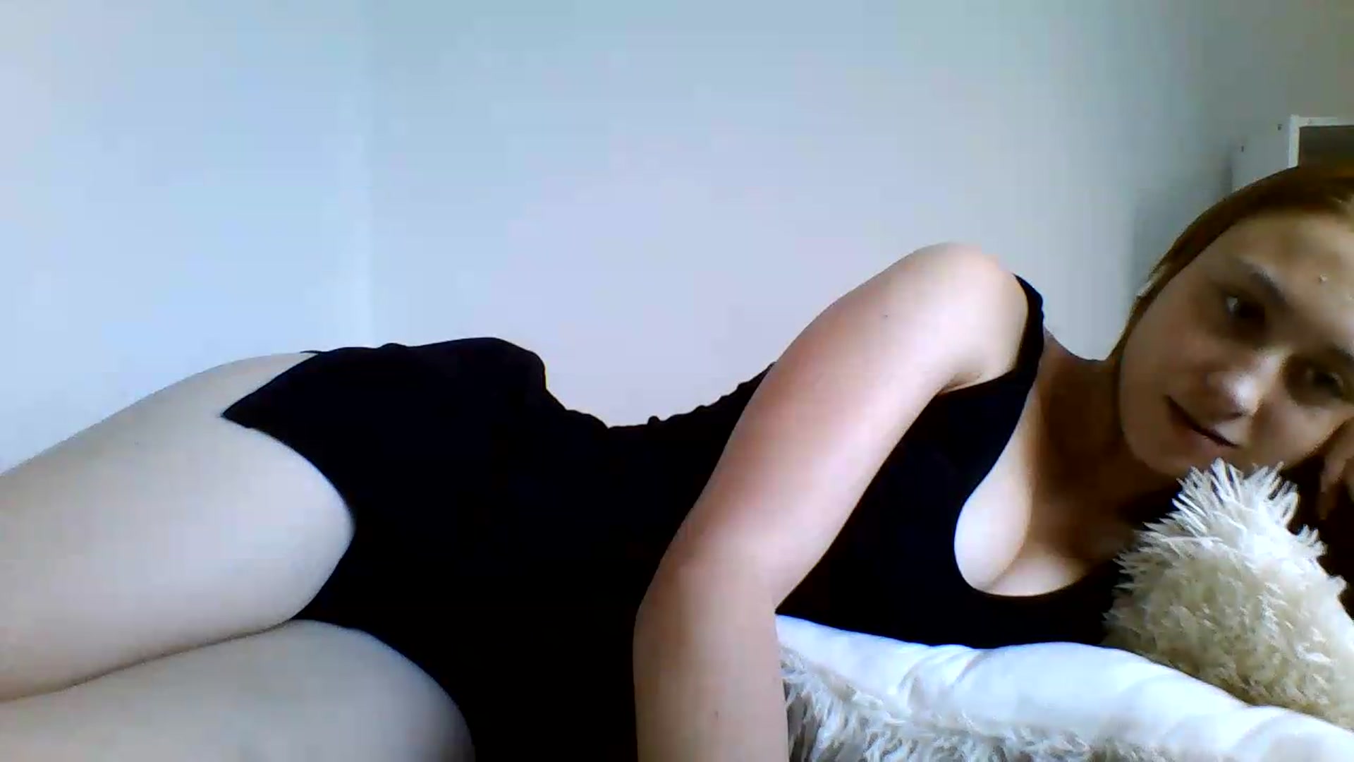 Gallery image thumbnail from RosalieNoir's myfreecams stream on, 07/19/2026, 17:09 image 8 of 20