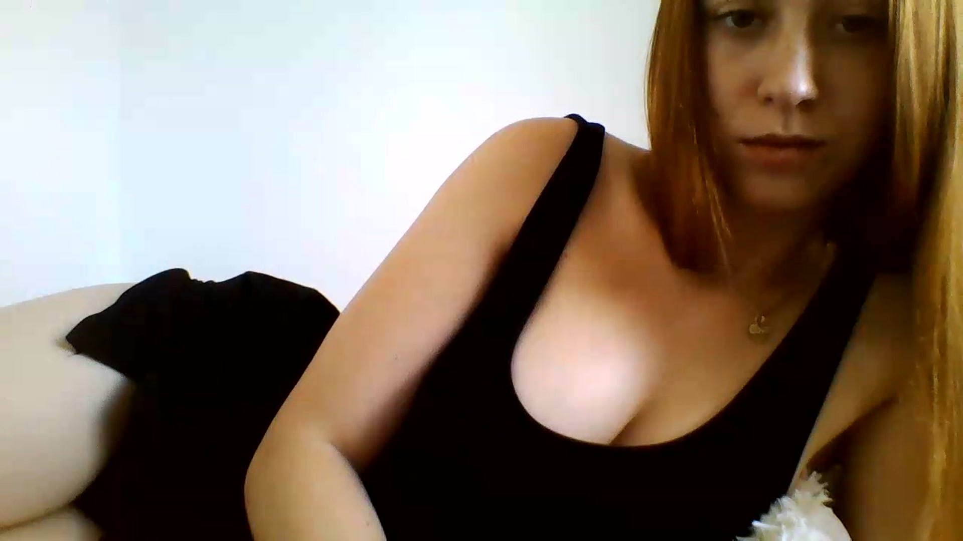 Gallery image thumbnail from RosalieNoir's myfreecams stream on, 07/19/2026, 17:09 image 13 of 20