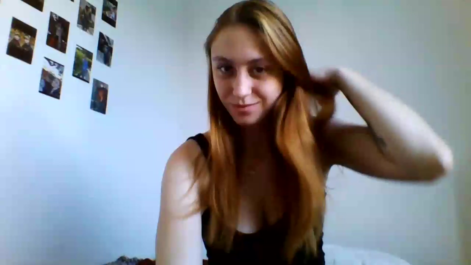 Gallery image thumbnail from RosalieNoir's myfreecams stream on, 07/19/2026, 18:04 image 8 of 20