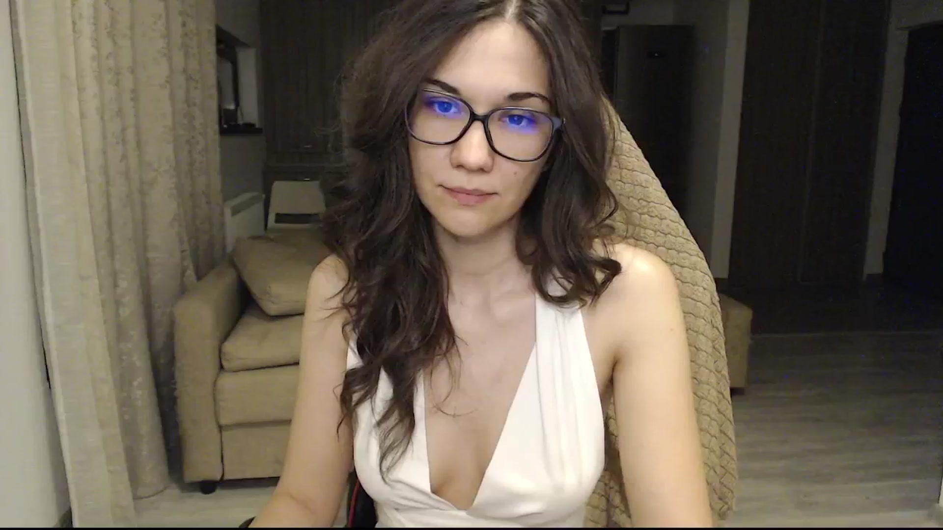 Gallery image thumbnail from RosalieRay's myfreecams stream on, 09/03/2024, 01:27 image 15 of 20