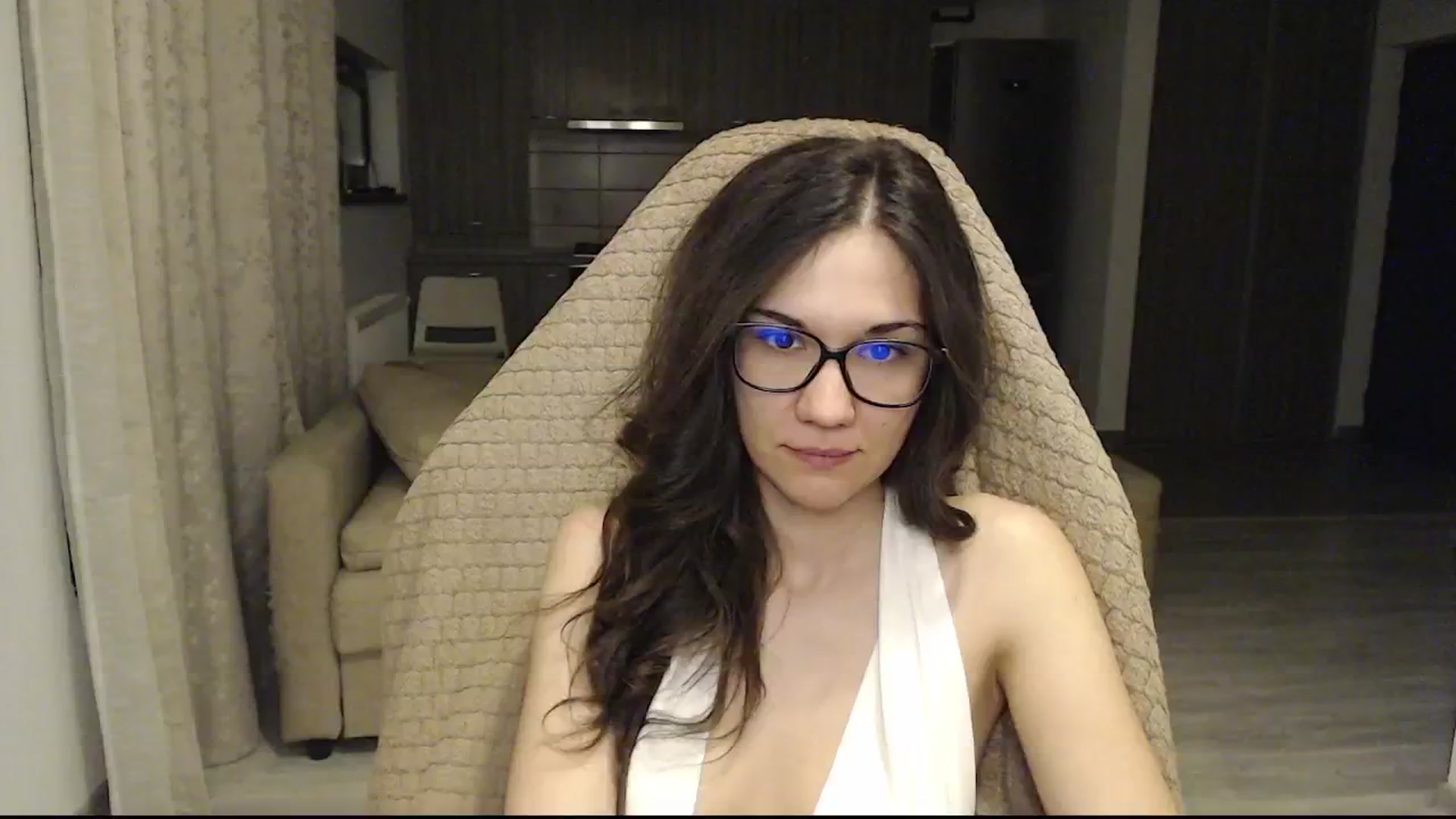 Gallery image thumbnail from RosalieRay's myfreecams stream on, 09/03/2024, 02:30 image 2 of 20