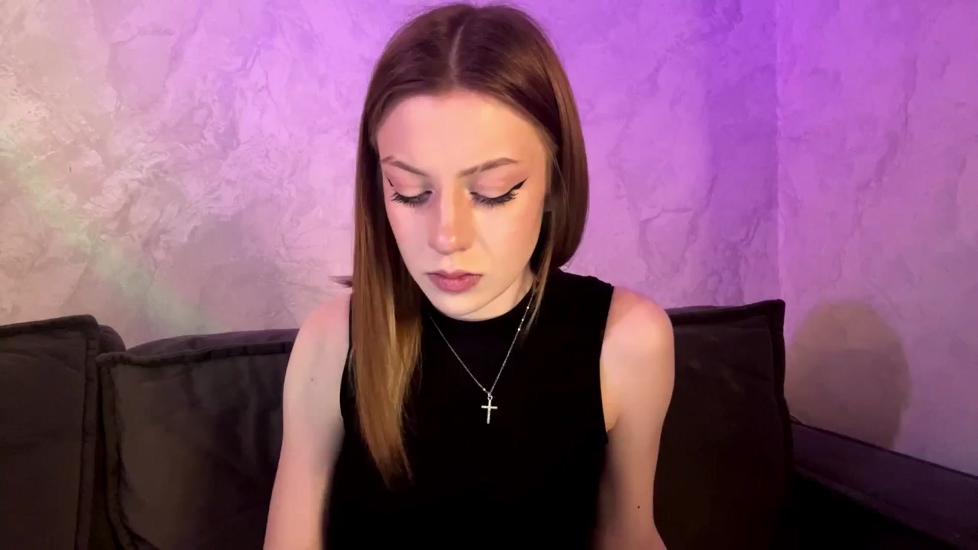 Gallery image thumbnail from Rosalielue's myfreecams stream on, 04/23/2026, 20:40 image 14 of 20