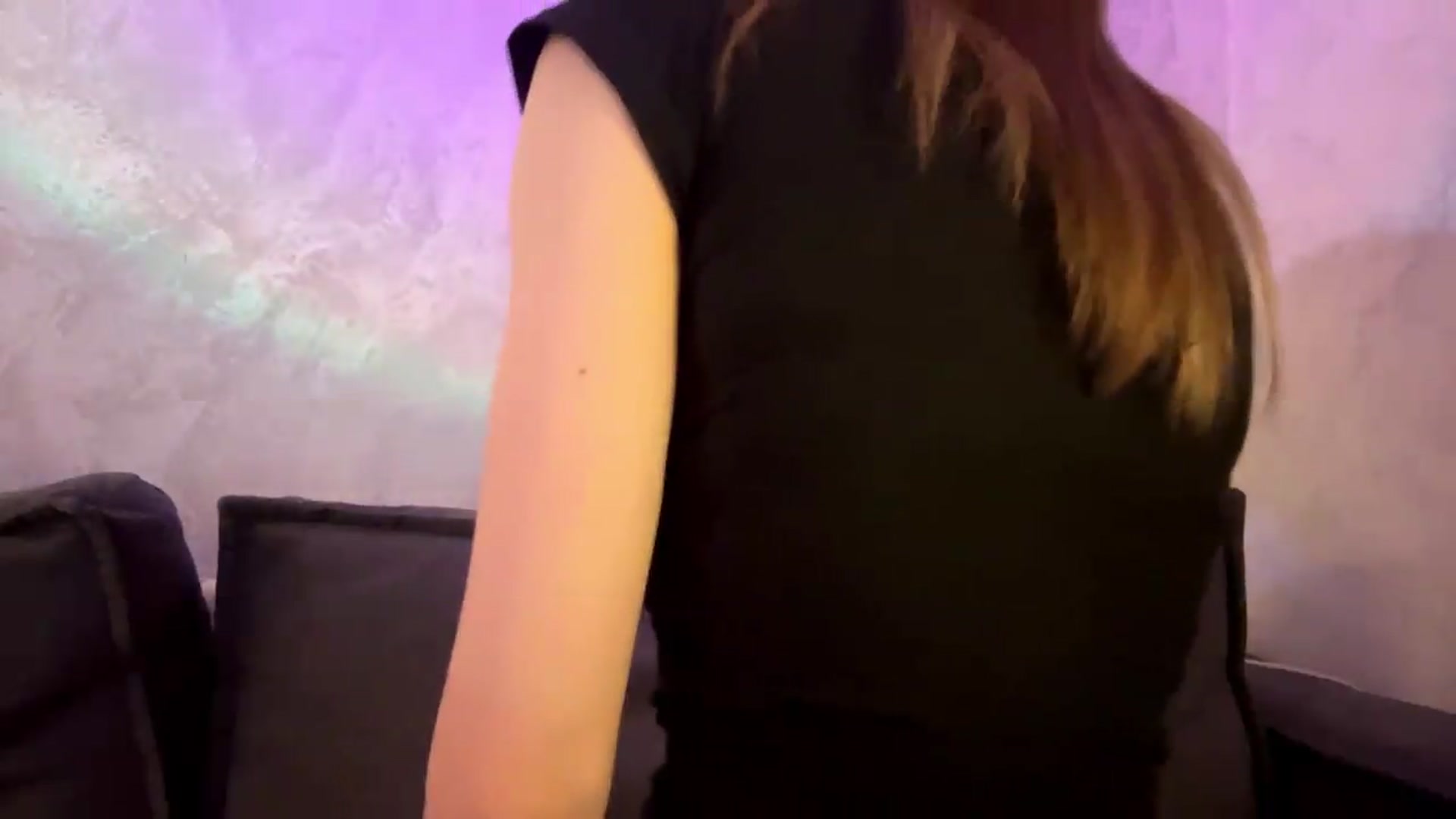 Gallery image thumbnail from Rosalielue's myfreecams stream on, 05/05/2026, 19:28 image 7 of 20