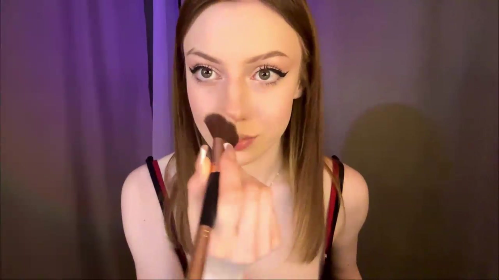 Gallery image thumbnail from Rosalielue's myfreecams stream on, 05/15/2026, 17:53 image 8 of 20