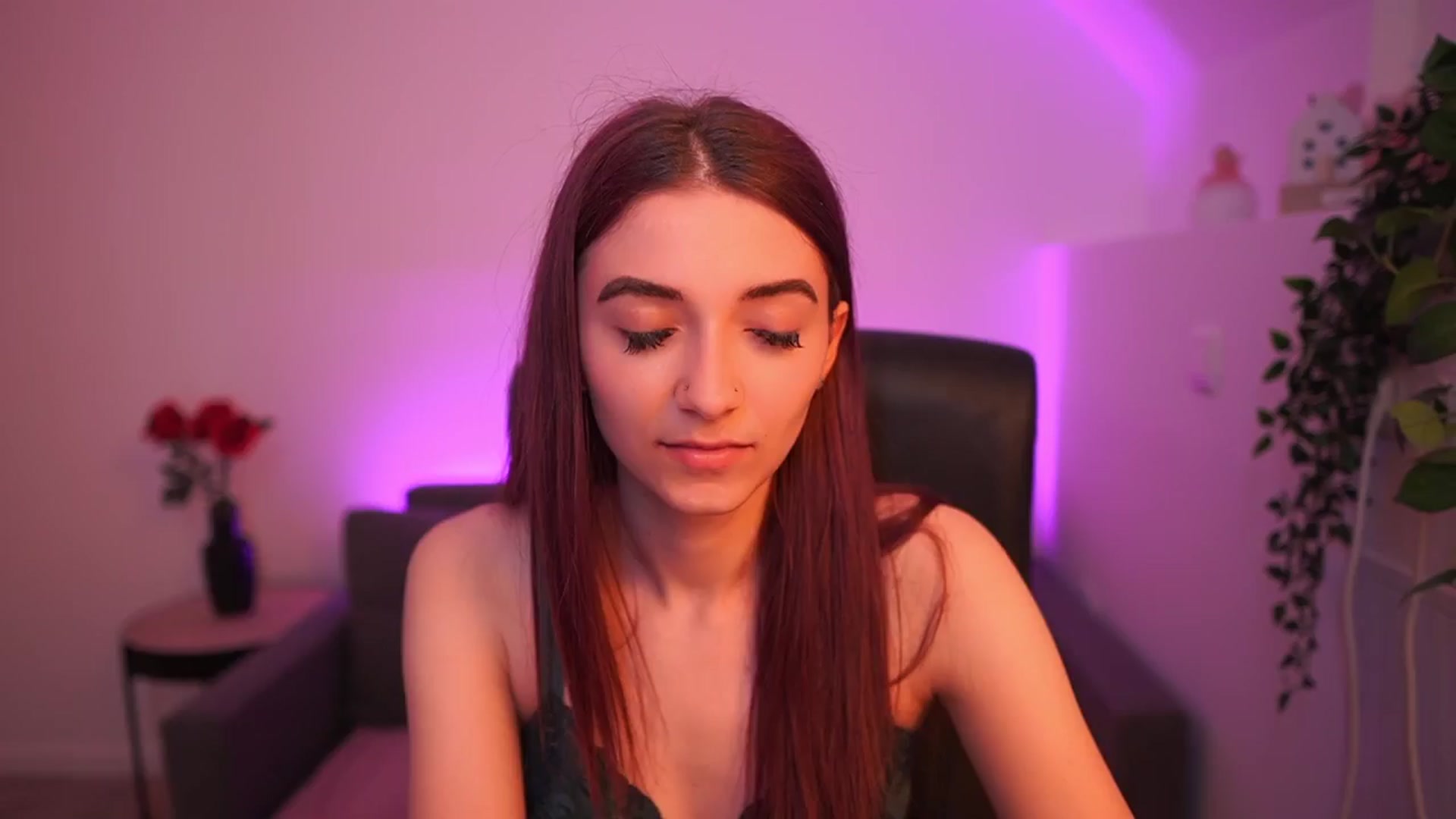 Gallery image thumbnail from Rosaline18's myfreecams stream on, 03/09/2026, 18:02 image 14 of 20