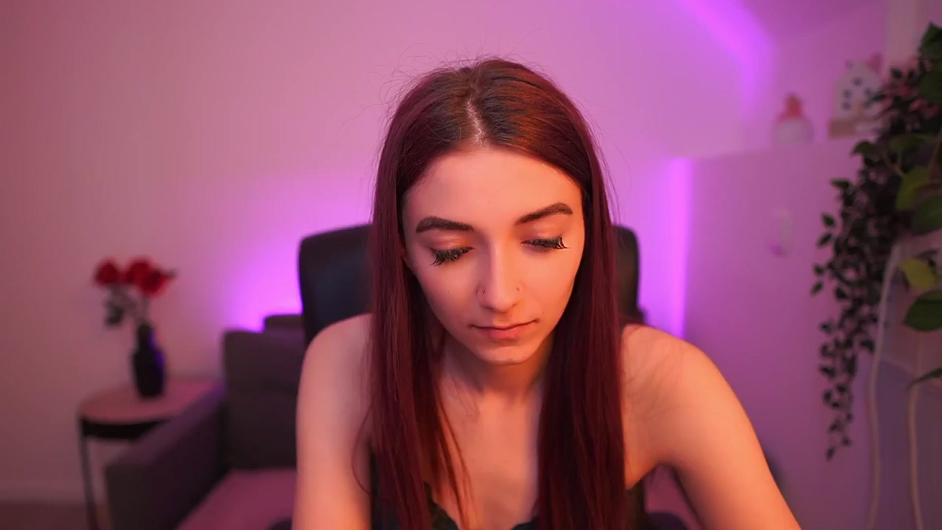 Gallery image thumbnail from Rosaline18's myfreecams stream on, 03/09/2026, 18:02 image 17 of 20