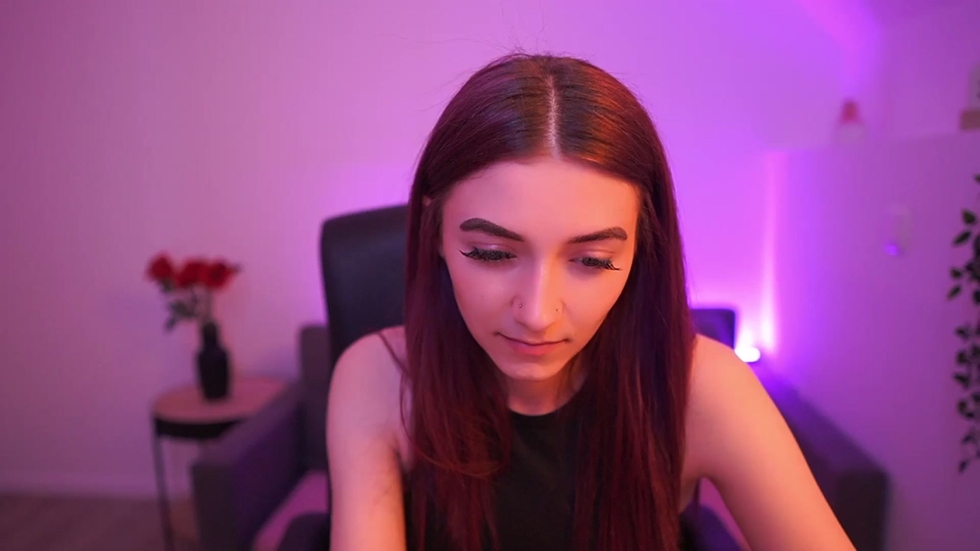 Gallery image thumbnail from Rosaline18's myfreecams stream on, 03/10/2026, 14:26 image 1 of 20
