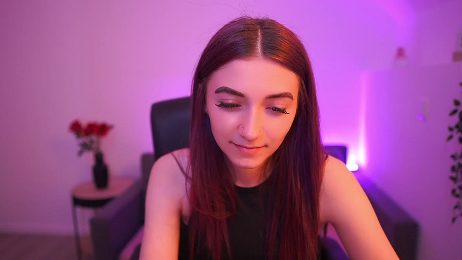 Gallery image thumbnail from Rosaline18's myfreecams stream on, 03/10/2026, 14:26 image 3 of 20