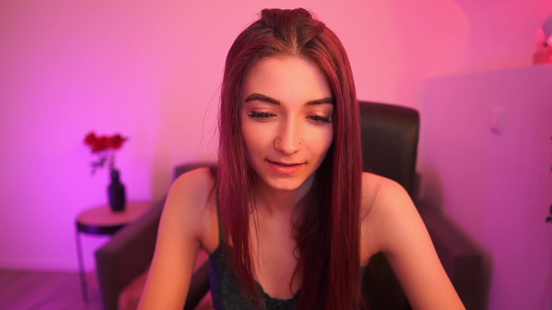 Gallery image thumbnail from Rosaline18's myfreecams stream on, 03/12/2026, 15:31 image 5 of 20