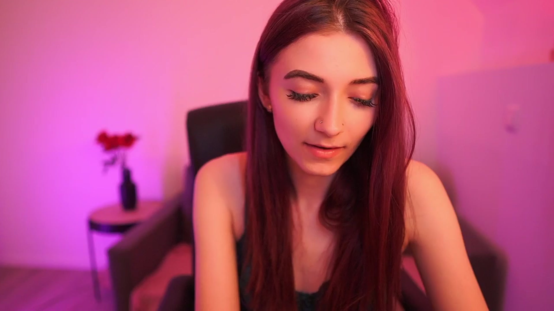 Gallery image thumbnail from Rosaline18's myfreecams stream on, 03/12/2026, 15:31 image 11 of 20