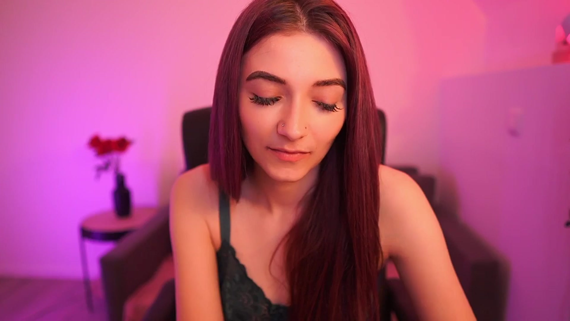 Gallery image thumbnail from Rosaline18's myfreecams stream on, 03/12/2026, 15:31 image 19 of 20