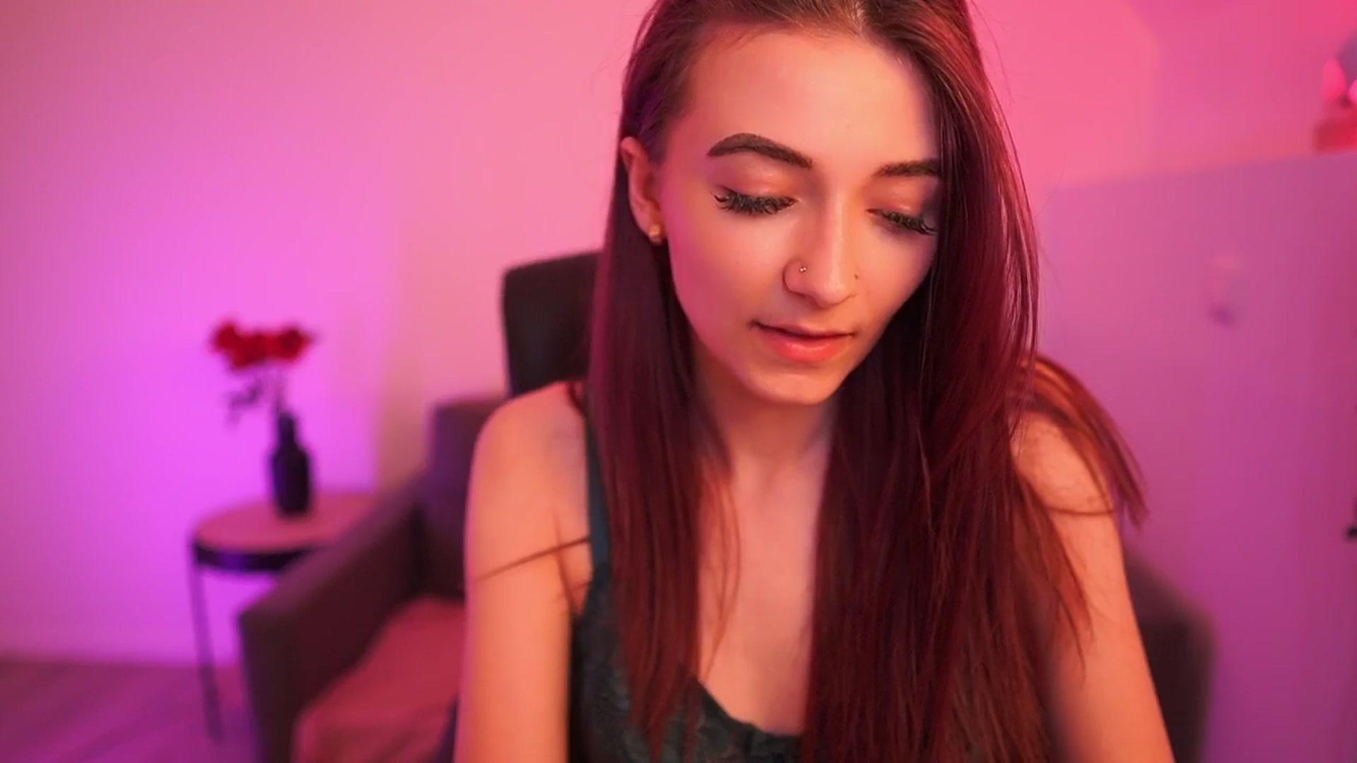 Gallery image thumbnail from Rosaline18's myfreecams stream on, 03/12/2026, 15:31 image 20 of 20