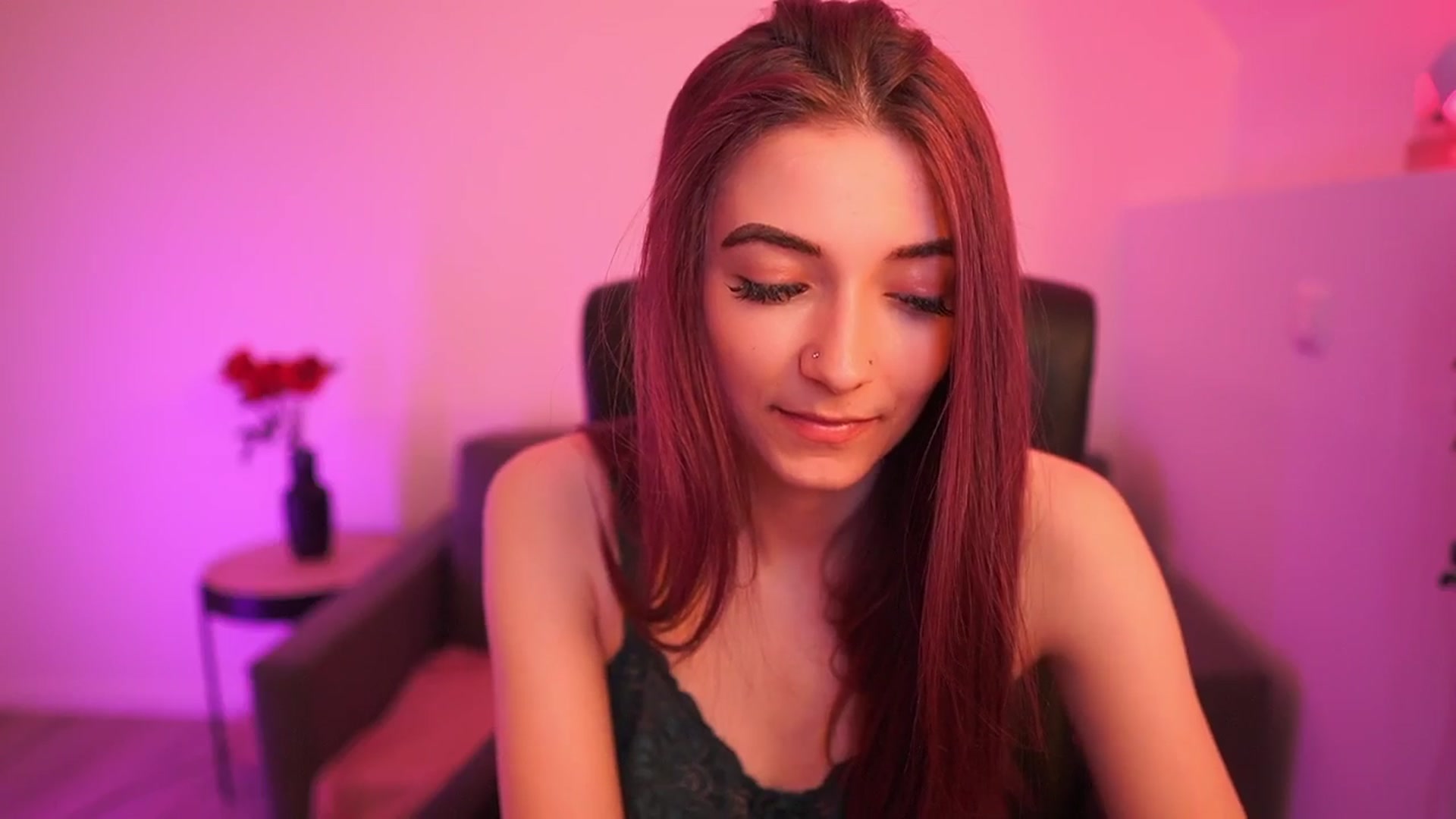 Gallery image thumbnail from Rosaline18's myfreecams stream on, 03/12/2026, 15:31 image 4 of 20