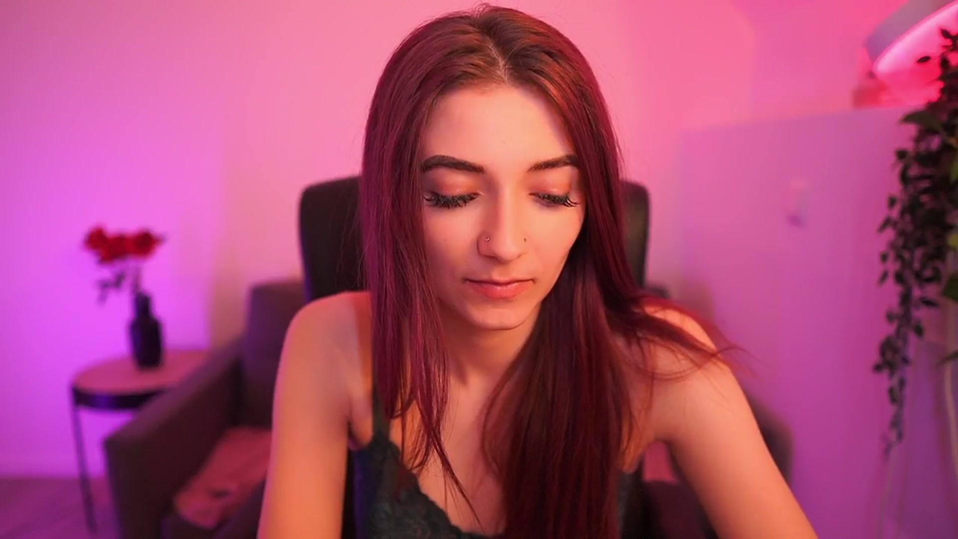 Gallery image thumbnail from Rosaline18's myfreecams stream on, 03/12/2026, 17:42 image 3 of 20
