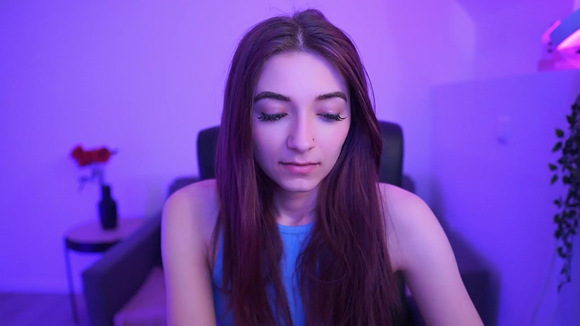 Gallery image thumbnail from Rosaline18's myfreecams stream on, 03/13/2026, 14:57 image 10 of 20