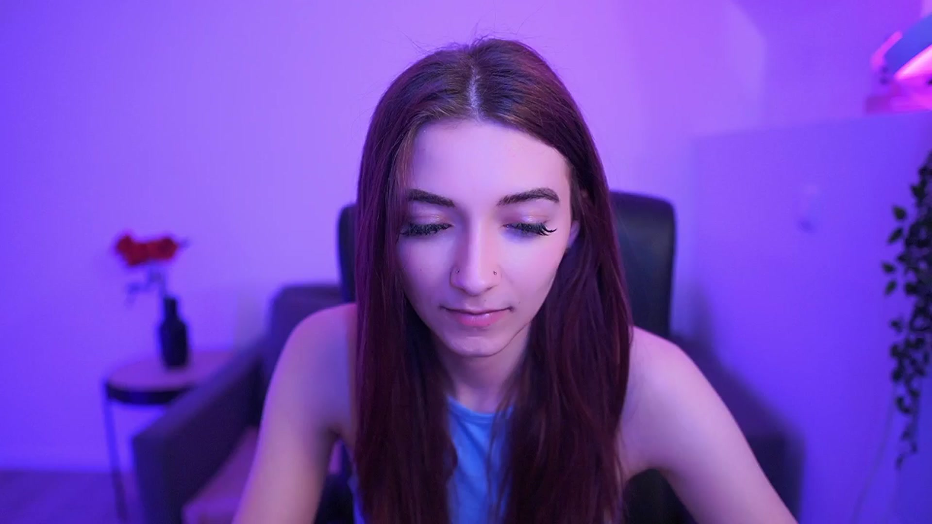 Gallery image thumbnail from Rosaline18's myfreecams stream on, 03/13/2026, 14:57 image 16 of 20
