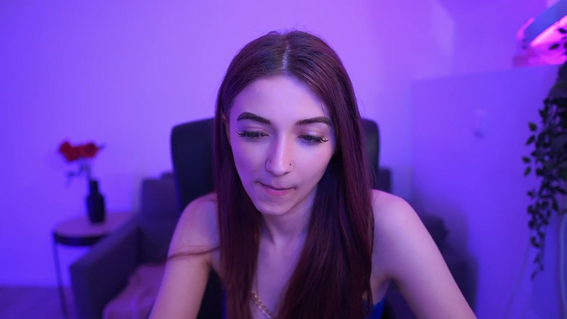 Gallery image thumbnail from Rosaline18's myfreecams stream on, 03/13/2026, 18:06 image 16 of 20