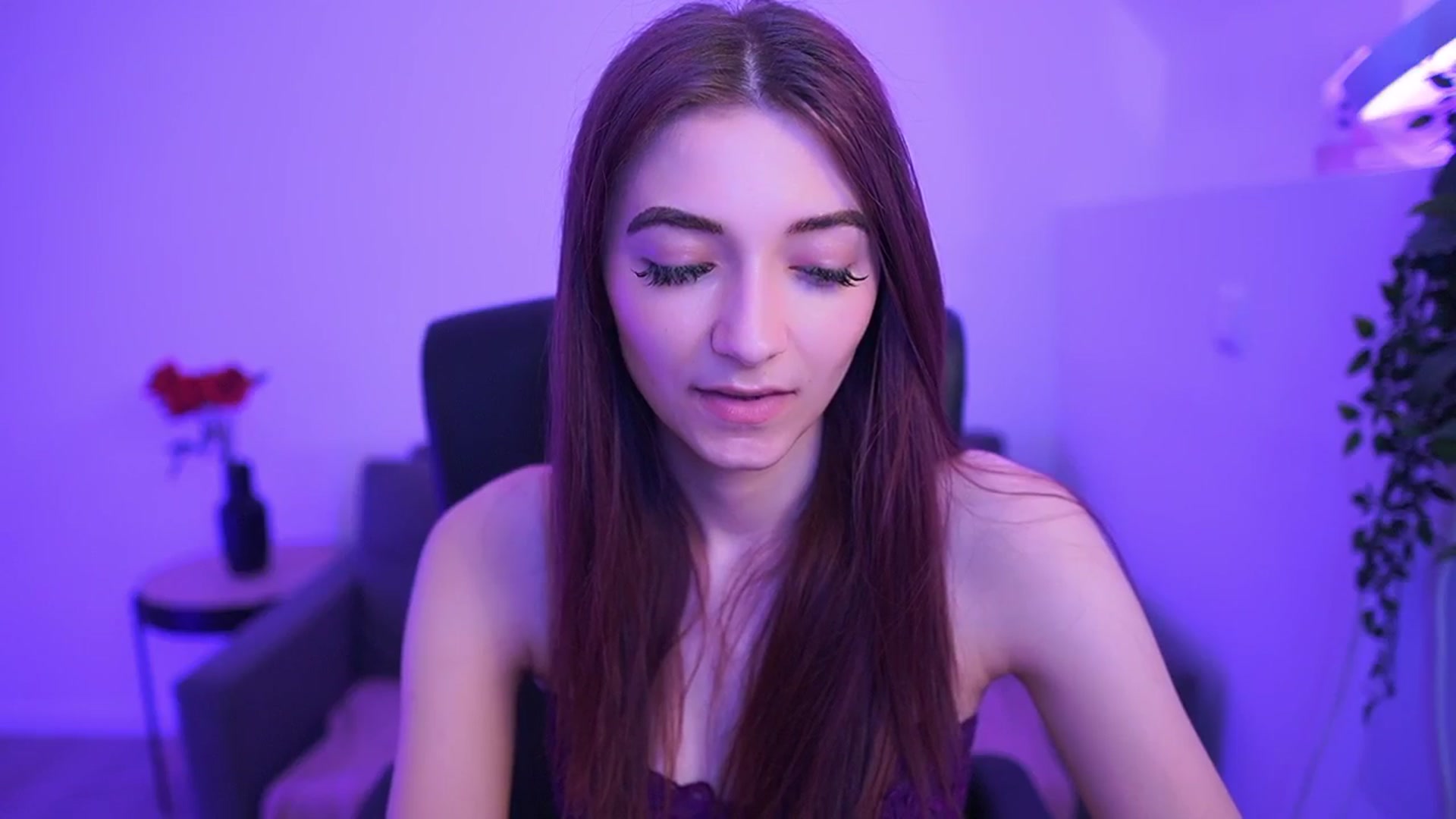 Gallery image thumbnail from Rosaline18's myfreecams stream on, 03/14/2026, 16:22 image 12 of 20
