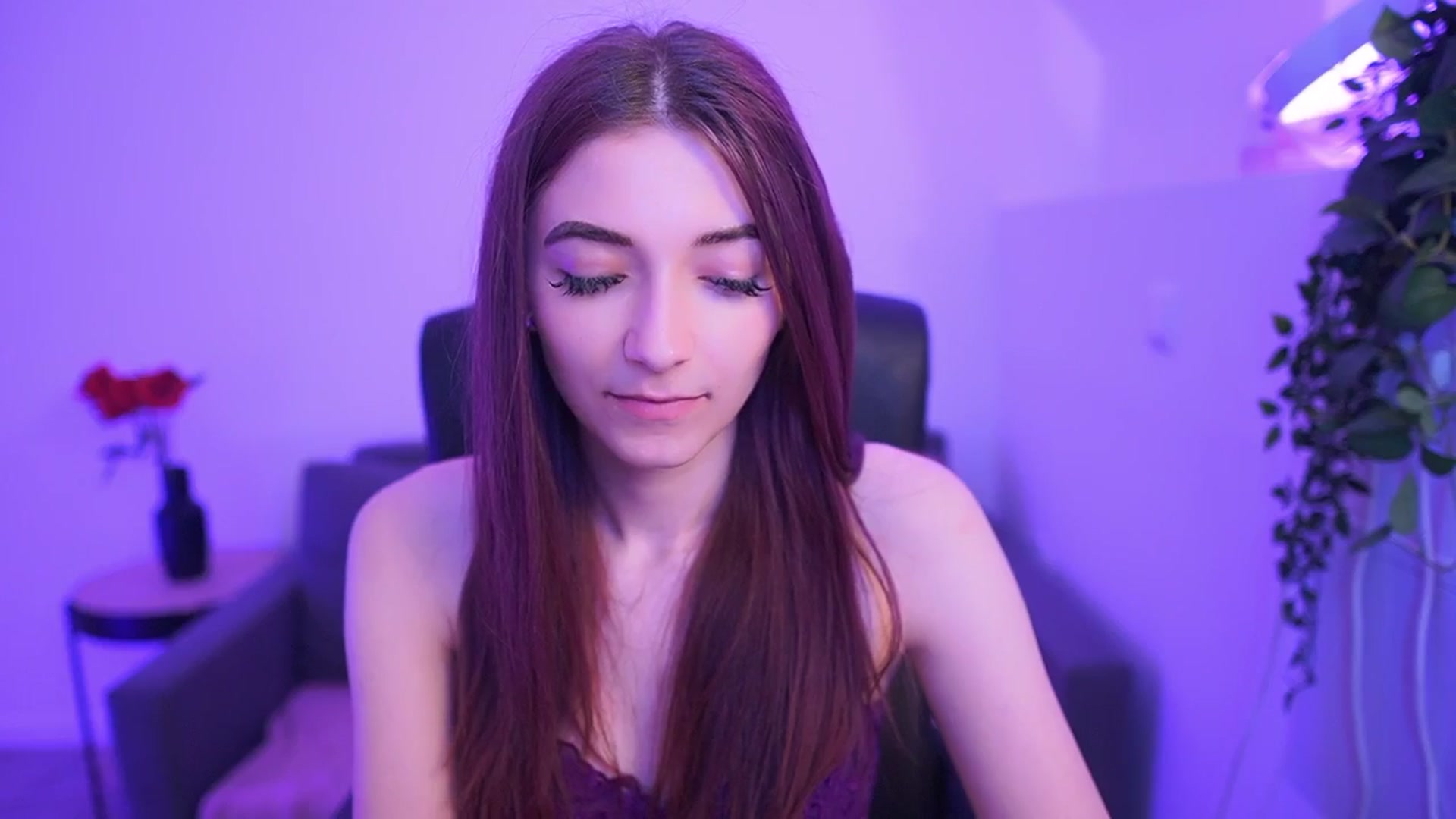 Gallery image thumbnail from Rosaline18's myfreecams stream on, 03/14/2026, 16:22 image 16 of 20