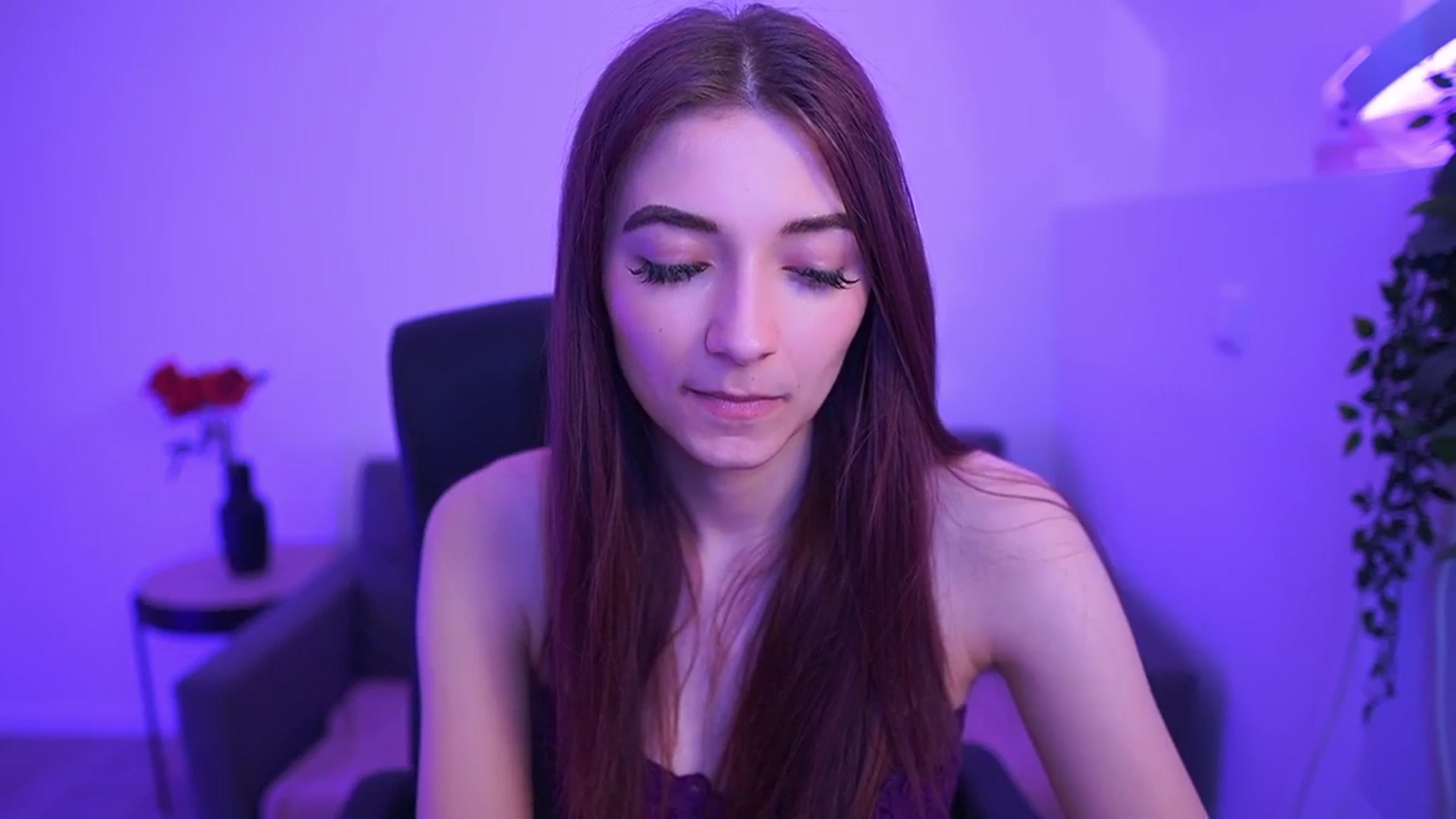 Gallery image thumbnail from Rosaline18's myfreecams stream on, 03/14/2026, 16:22 image 13 of 20
