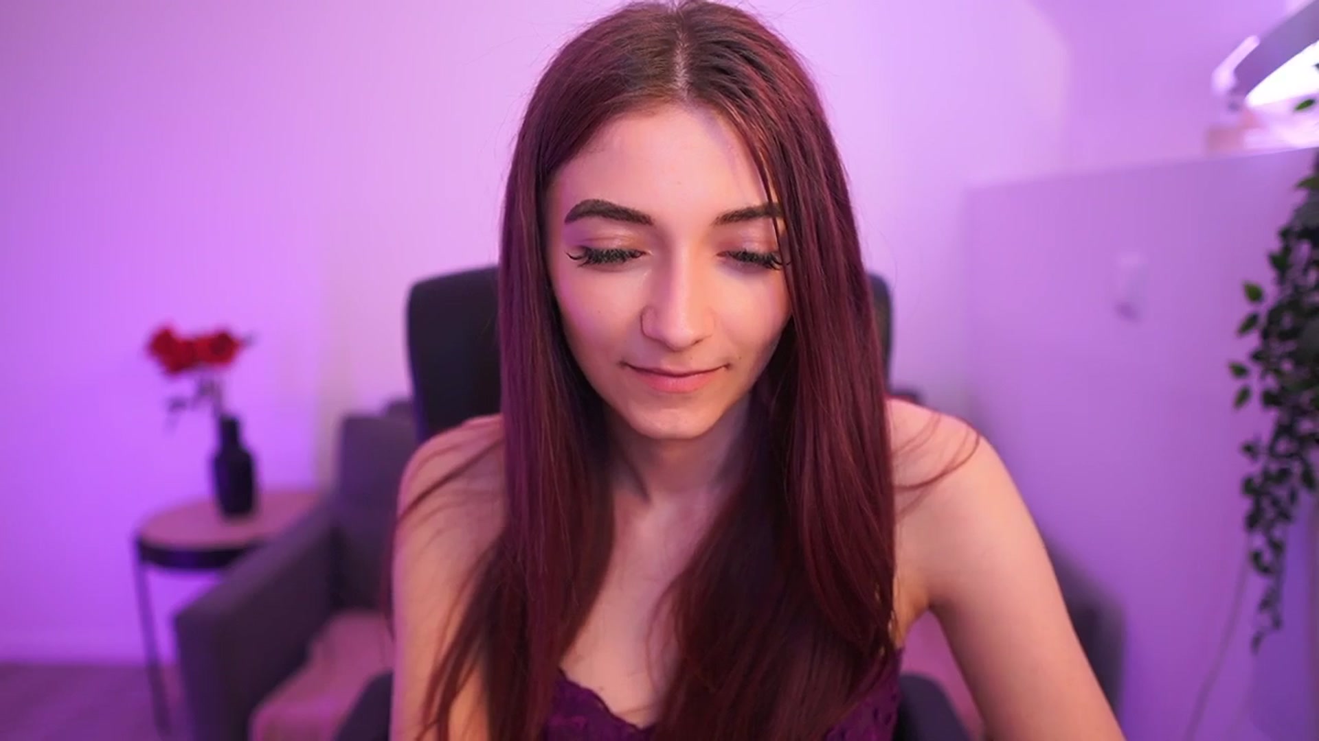 Gallery image thumbnail from Rosaline18's myfreecams stream on, 03/14/2026, 18:24 image 12 of 20