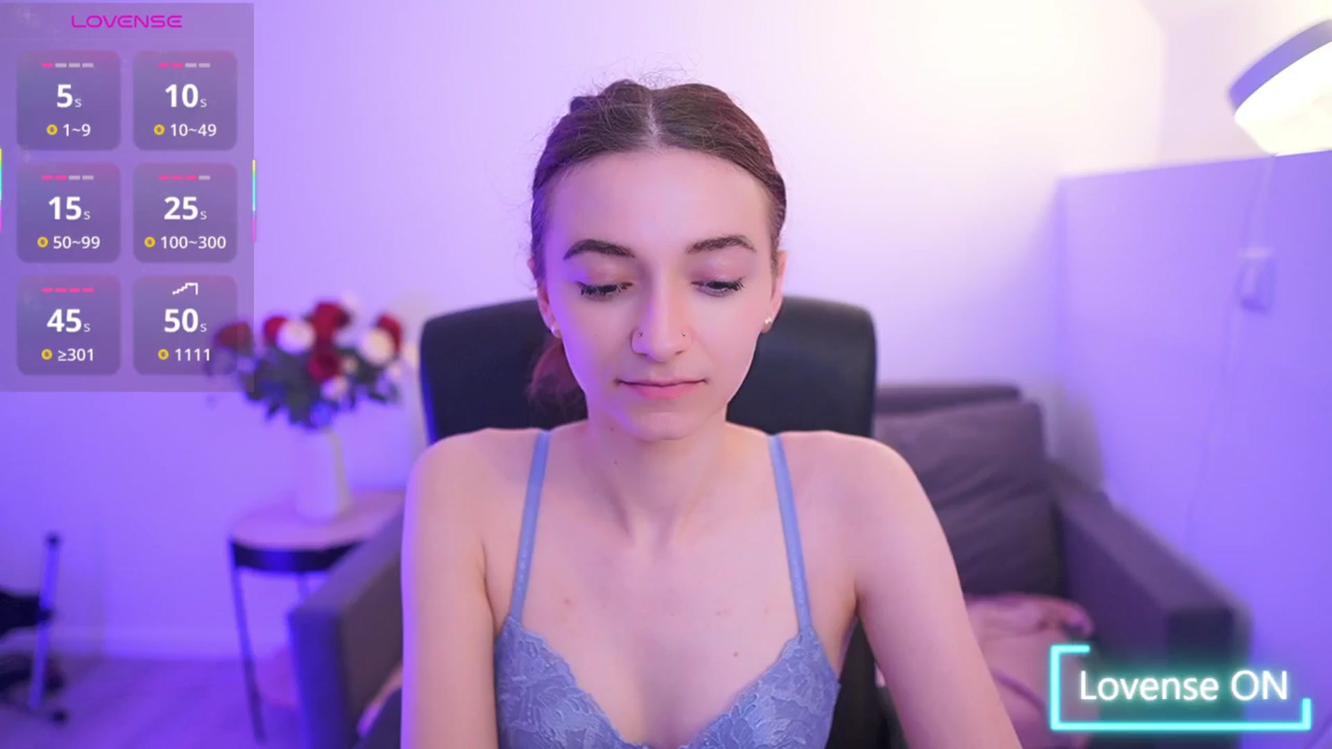 Gallery image thumbnail from Rosaline18's myfreecams stream on, 03/31/2026, 12:45 image 12 of 20