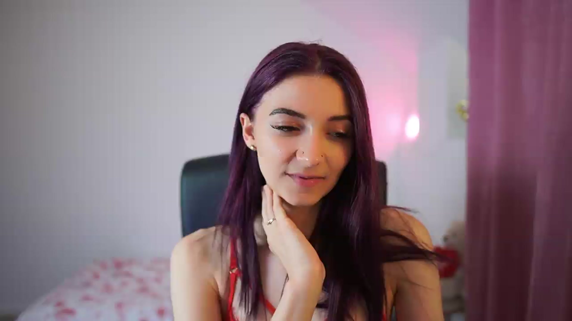Gallery image thumbnail from Rosaline18's myfreecams stream on, 05/16/2026, 17:24 image 4 of 20