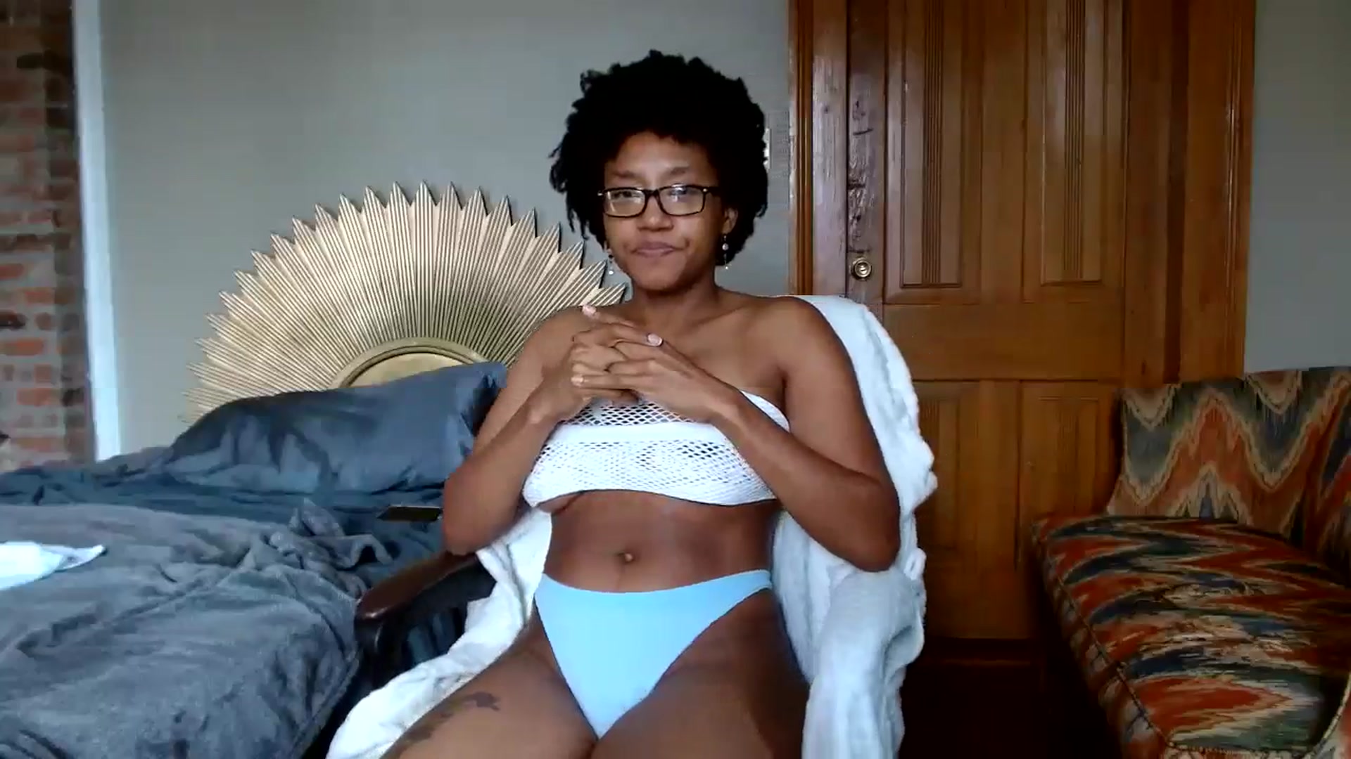 Gallery image thumbnail from Rosaline_'s myfreecams stream on, 06/13/2024, 16:14 image 19 of 20