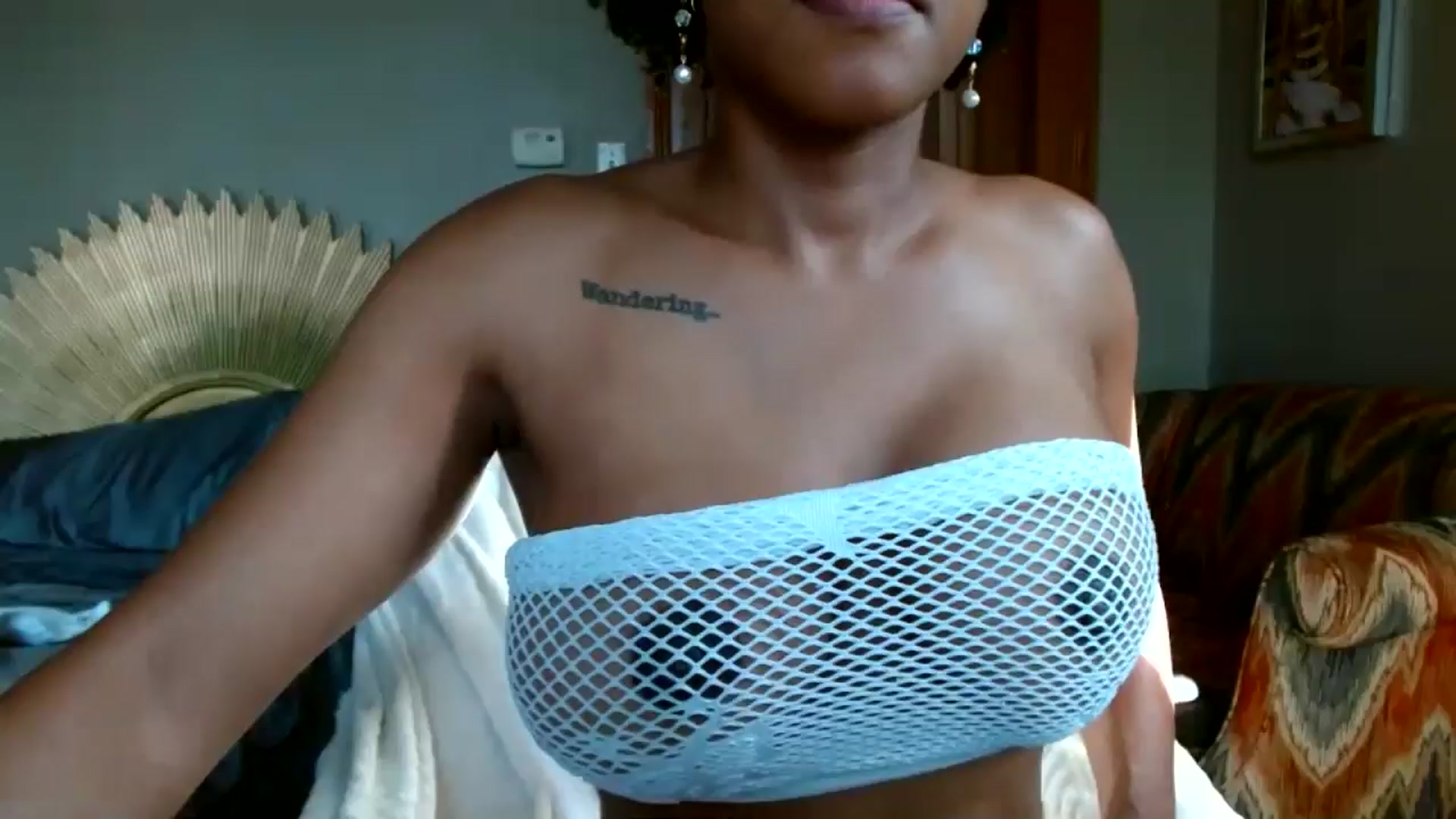 Gallery image thumbnail from Rosaline_'s myfreecams stream on, 06/13/2024, 16:14 image 1 of 20