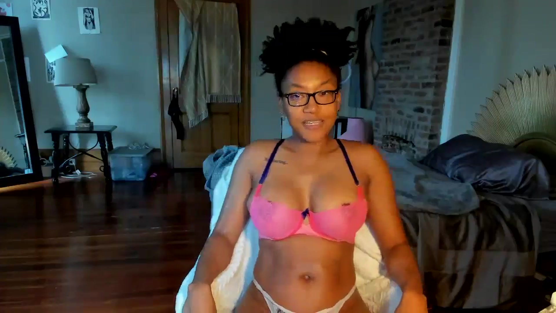 Gallery image thumbnail from Rosaline_'s myfreecams stream on, 07/11/2024, 15:25 image 2 of 20