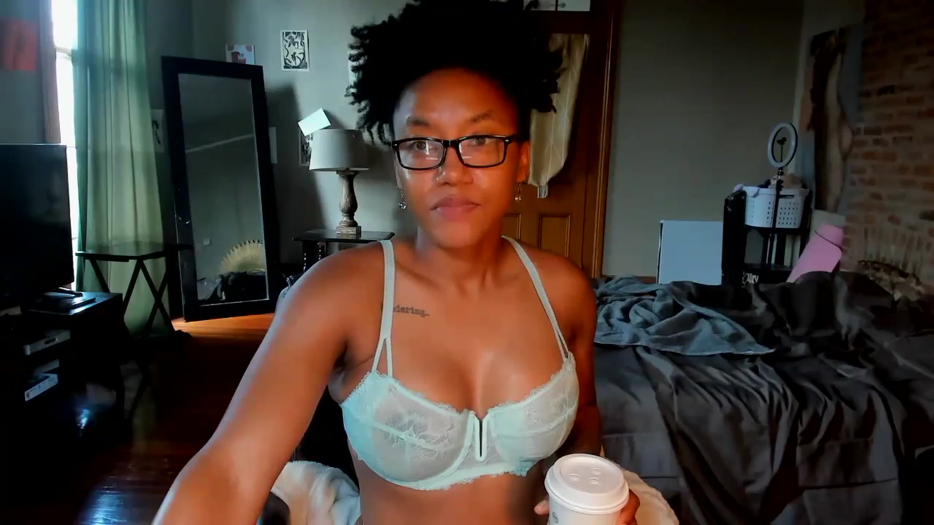 Gallery image thumbnail from Rosaline_'s myfreecams stream on, 07/13/2024, 16:41 image 2 of 20
