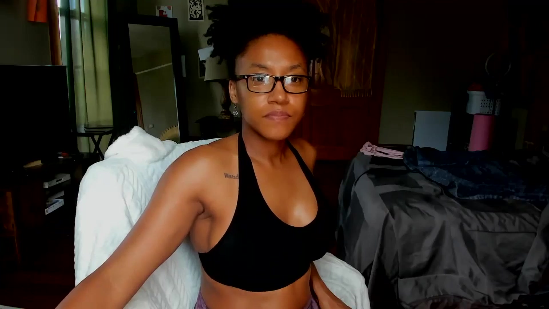Gallery image thumbnail from Rosaline_'s myfreecams stream on, 07/18/2024, 17:40 image 8 of 20