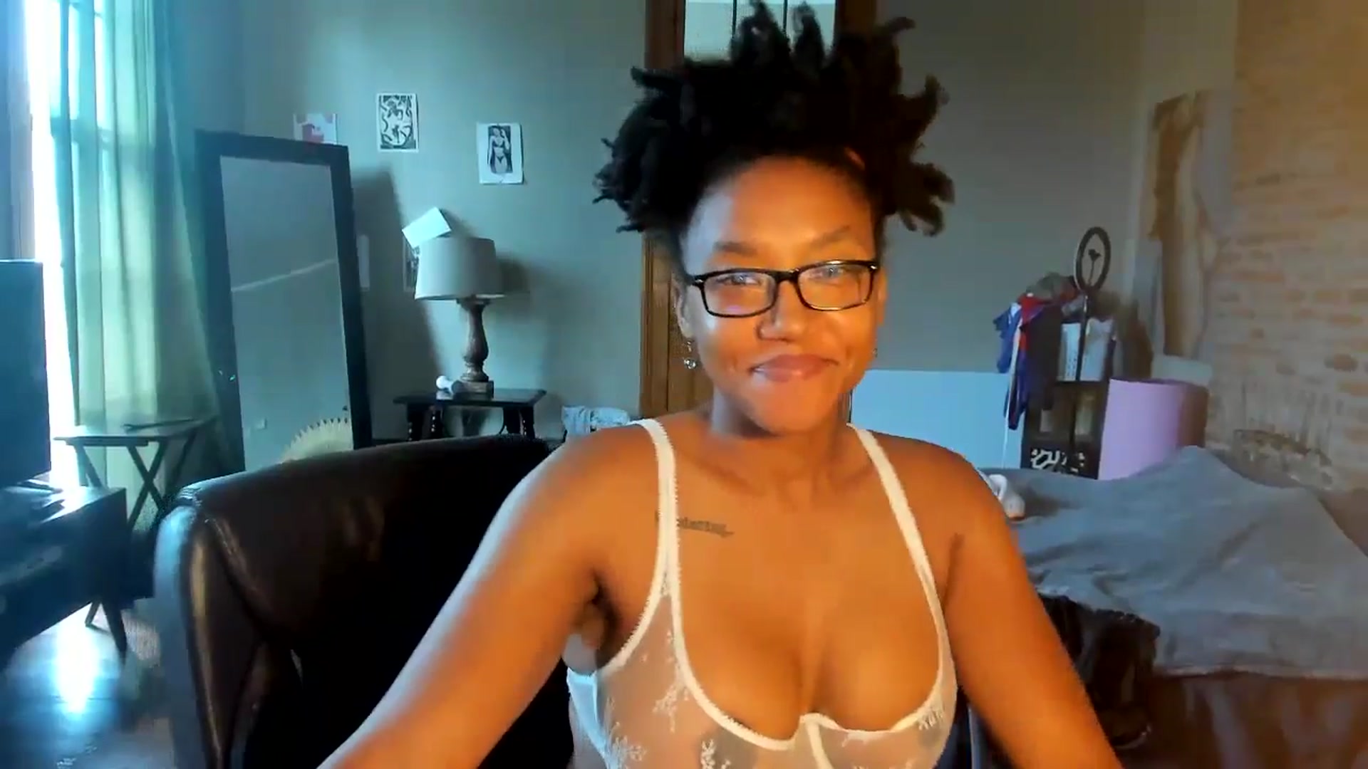Gallery image thumbnail from Rosaline_'s myfreecams stream on, 08/15/2024, 15:52 image 10 of 20