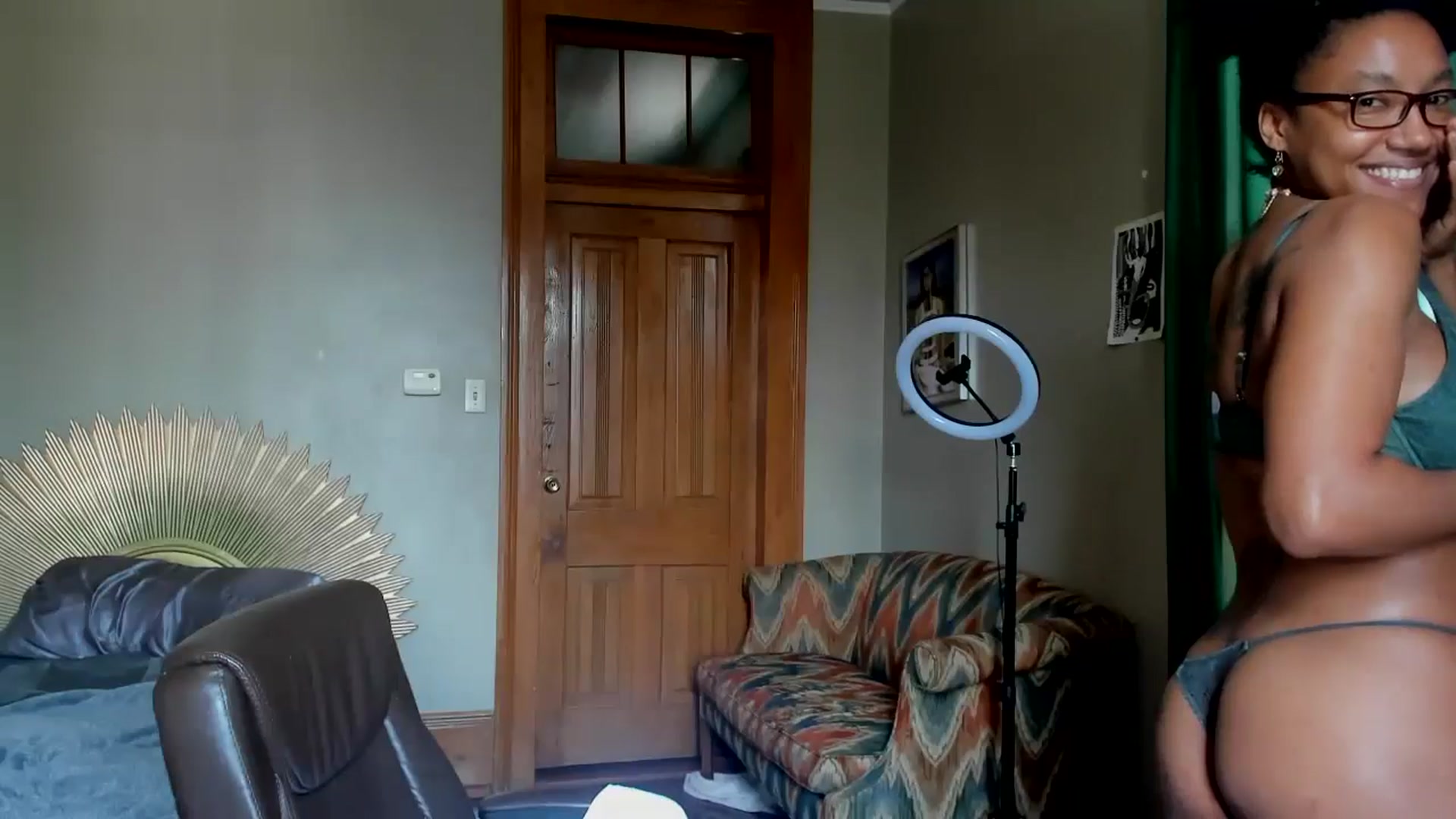 Gallery image thumbnail from Rosaline_'s myfreecams stream on, 09/19/2024, 17:35 image 11 of 20