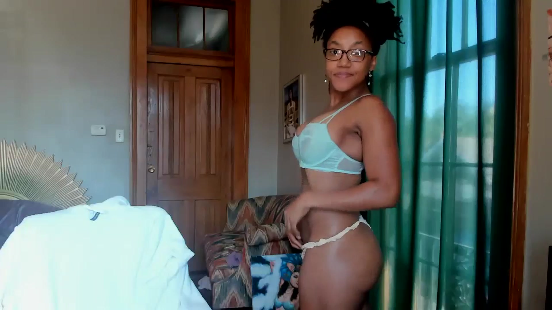 Gallery image thumbnail from Rosaline_'s myfreecams stream on, 10/07/2024, 15:21 image 6 of 20