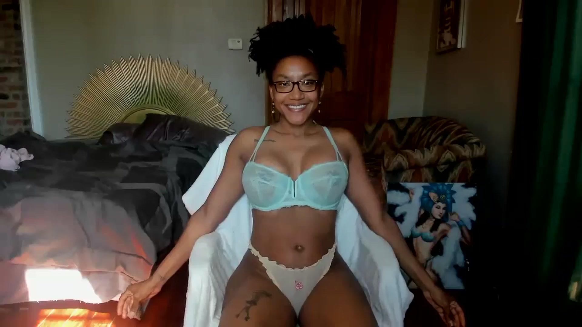 Gallery image thumbnail from Rosaline_'s myfreecams stream on, 10/07/2024, 15:21 image 16 of 20