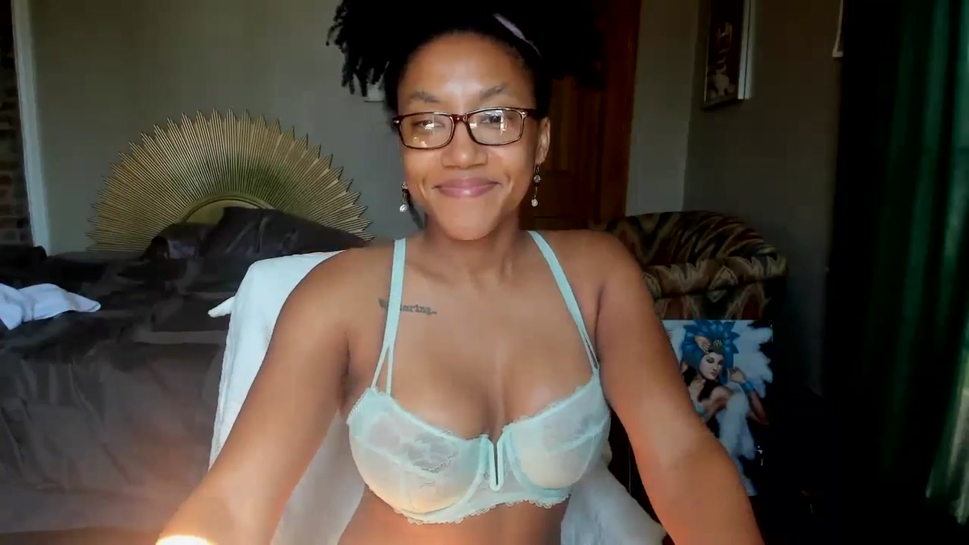 Gallery image thumbnail from Rosaline_'s myfreecams stream on, 10/07/2024, 16:14 image 17 of 20