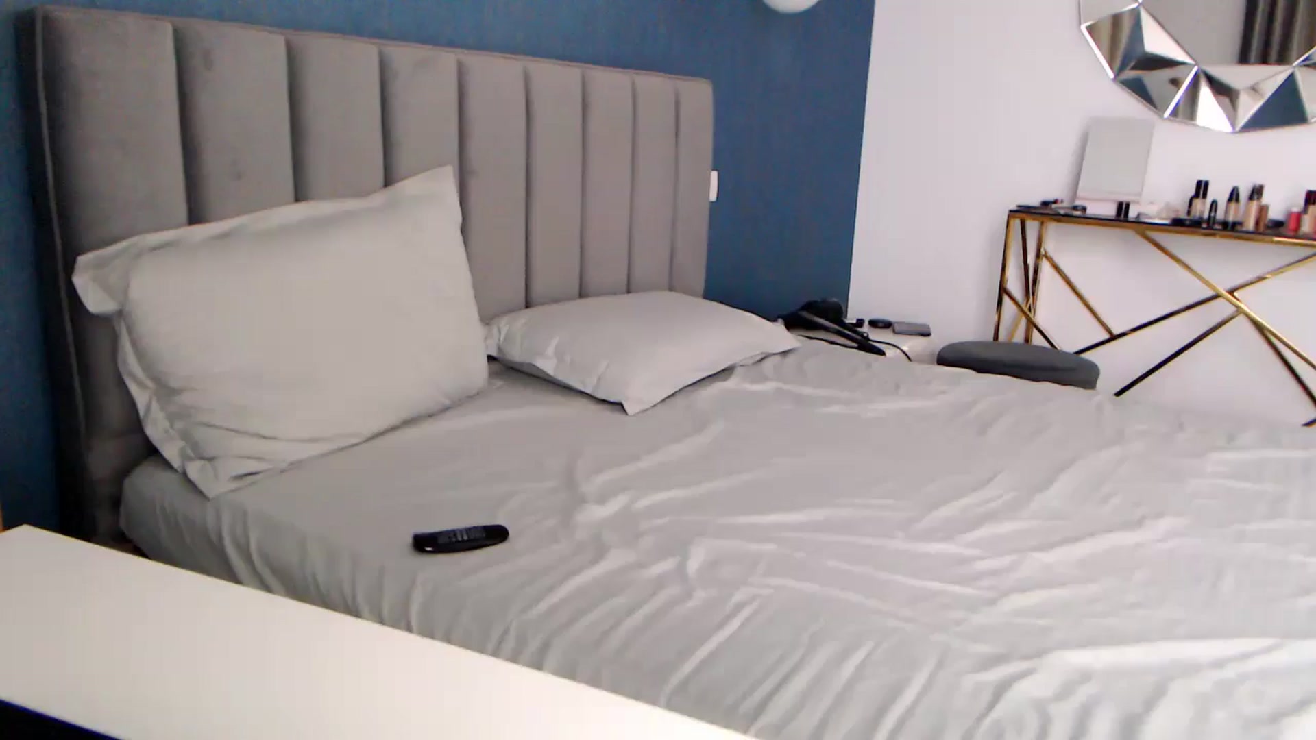 Gallery image thumbnail from Rose4Lucy's myfreecams stream on, 12/23/2025, 14:38 image 2 of 20