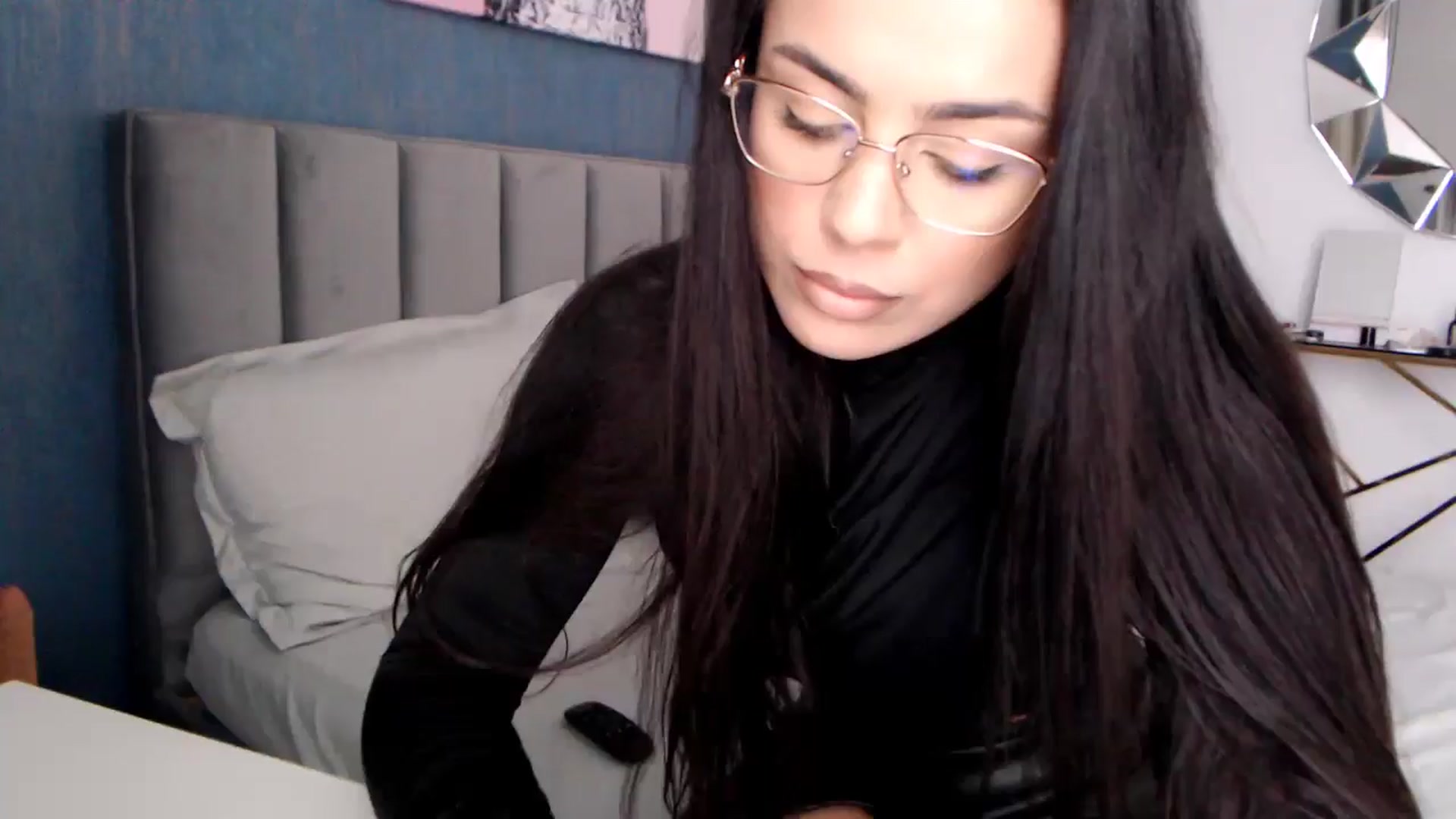Gallery image thumbnail from Rose4Lucy's myfreecams stream on, 12/23/2025, 14:38 image 3 of 20