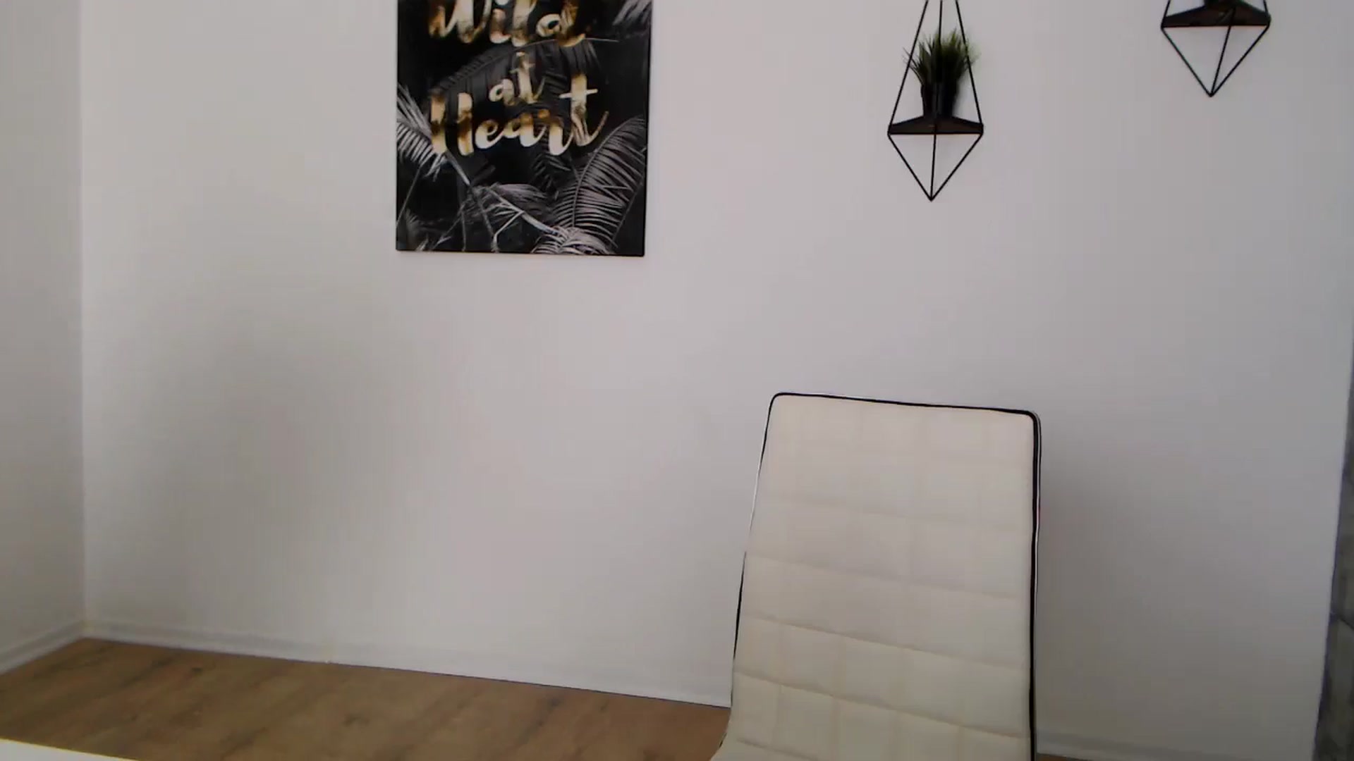 Gallery image thumbnail from Rose4Lucy's myfreecams stream on, 01/13/2026, 14:03 image 3 of 20