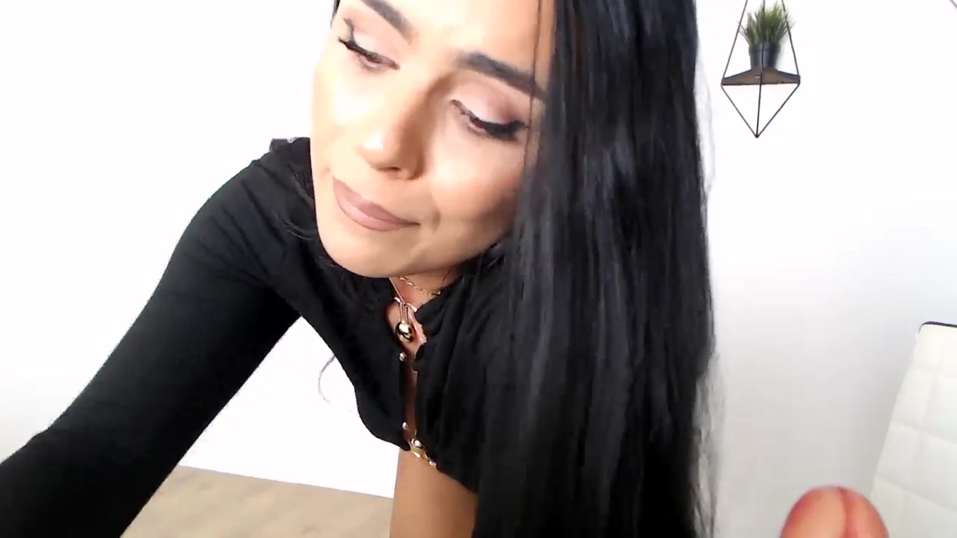Gallery image thumbnail from Rose4Lucy's myfreecams stream on, 02/20/2026, 12:44 image 10 of 20