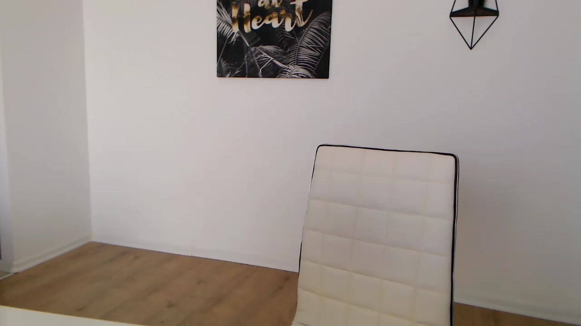 Gallery image thumbnail from Rose4Lucy's myfreecams stream on, 03/06/2026, 12:37 image 16 of 20