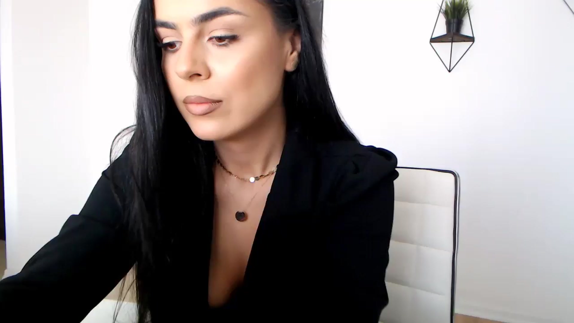 Gallery image thumbnail from Rose4Lucy's myfreecams stream on, 03/15/2026, 11:37 image 1 of 20