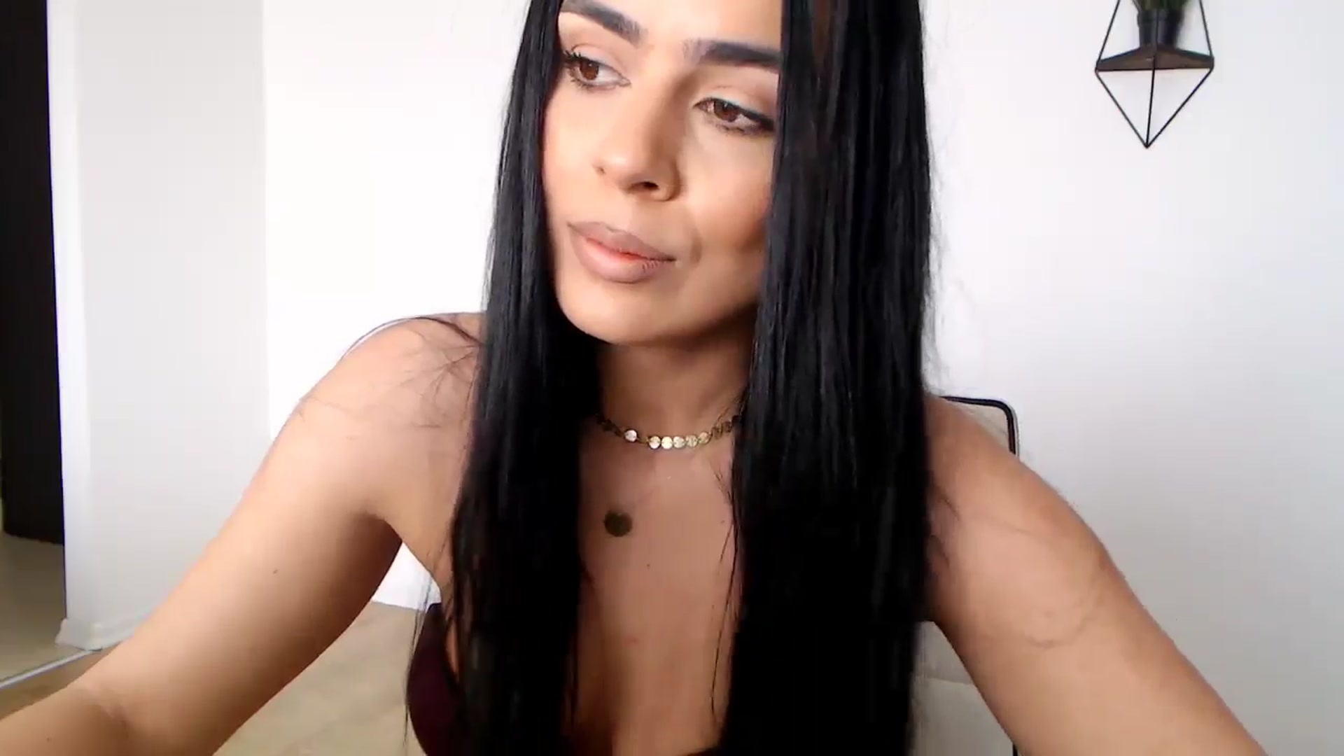 Gallery image thumbnail from Rose4Lucy's myfreecams stream on, 03/18/2026, 13:38 image 7 of 20