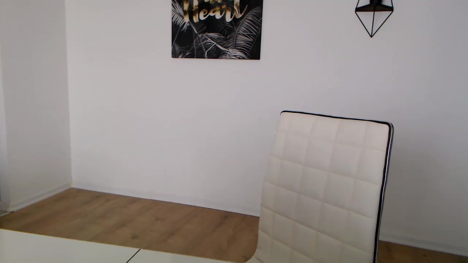 Gallery image thumbnail from Rose4Lucy's myfreecams stream on, 03/20/2026, 10:36 image 15 of 20